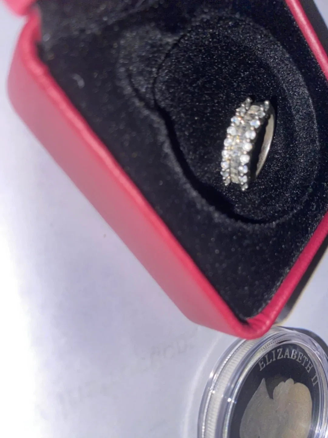 Moissanite ring image indicator(2)