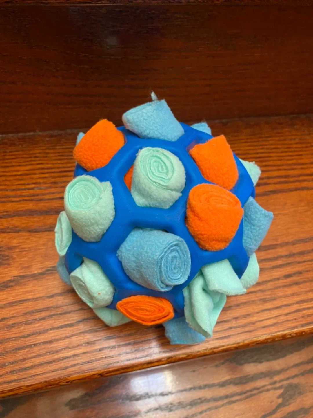 YEENER Interactive Snuffle Ball Dog Toy image indicator(8)