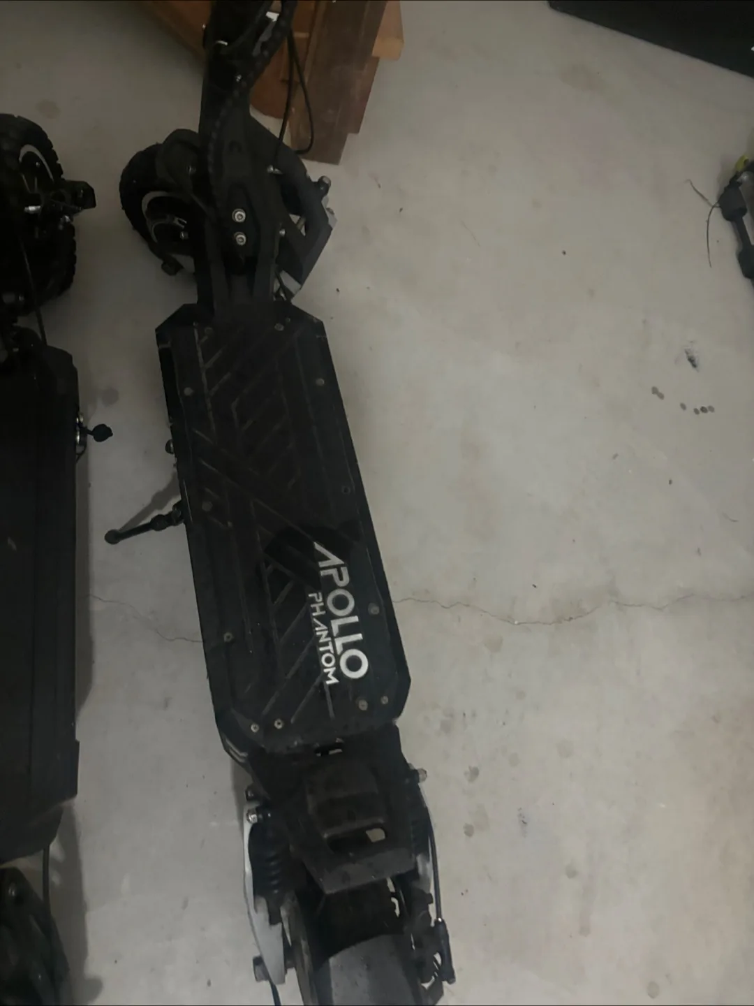 Apollo Phantom Electric Scooter image indicator(7)