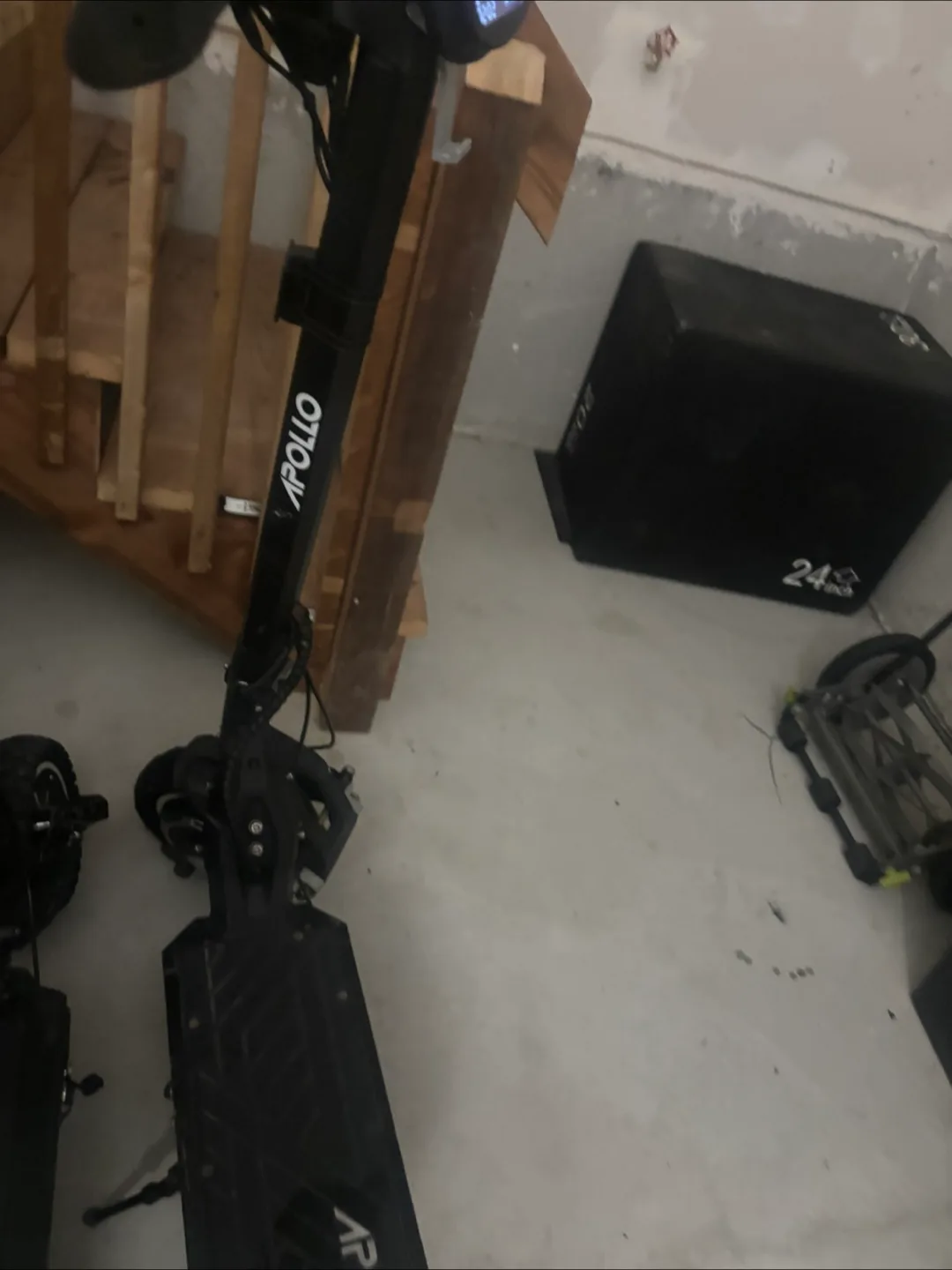 Apollo Phantom Electric Scooter image indicator(4)