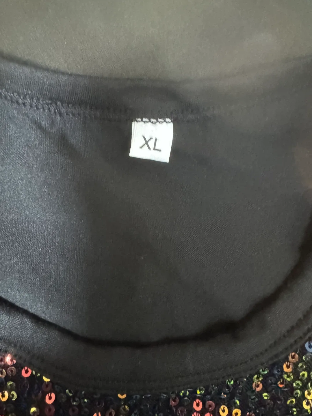 Red Sequin on black Tank Top - Size XL🧡 image indicator(3)