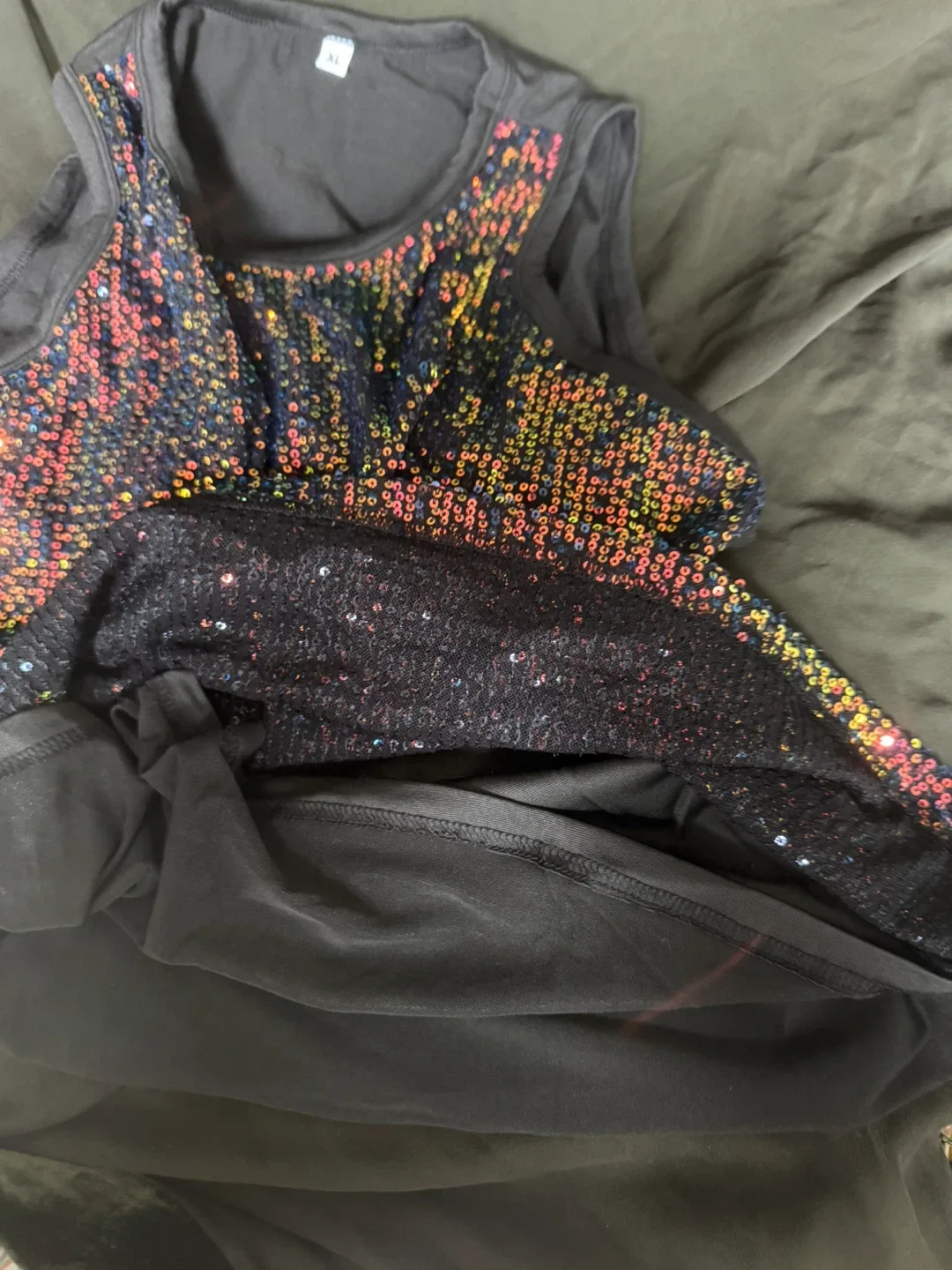 Red Sequin on black Tank Top - Size XL🧡 image indicator(4)