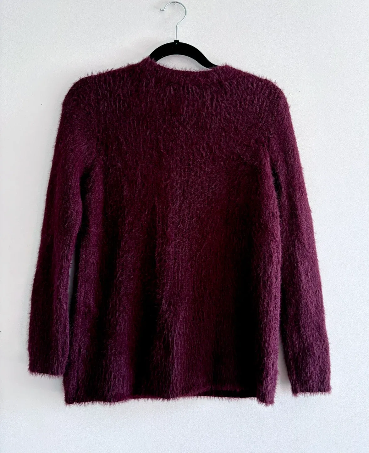 Dynamite Fuzzy Knit V-Neck Sweater - Size S ‼️final price ‼️ image indicator(4)