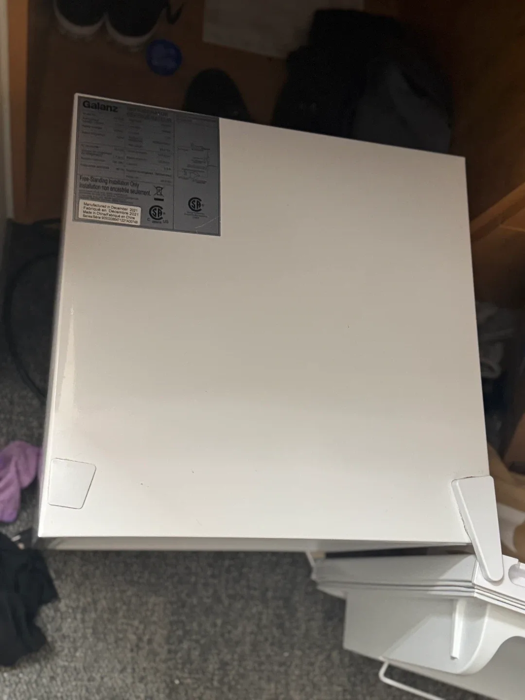 Galanz Mini Fridge - White image indicator(4)