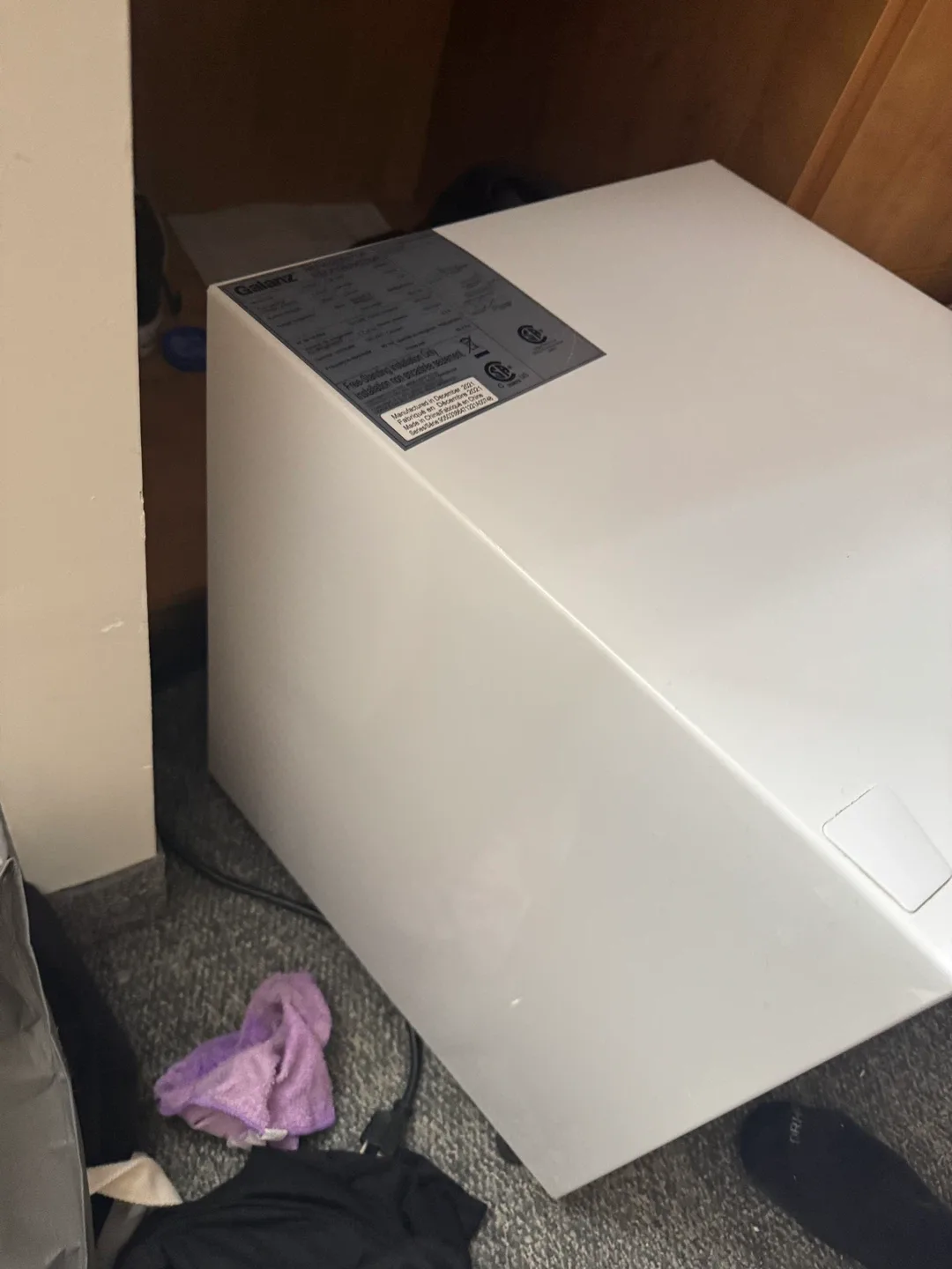 Galanz Mini Fridge - White image indicator(5)