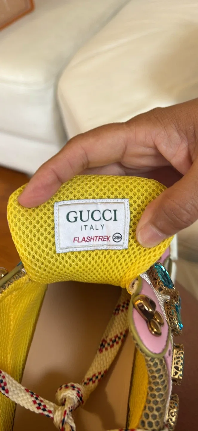 Gucci Flashtrek Embellished Sneakers Size 8.5 image indicator(5)