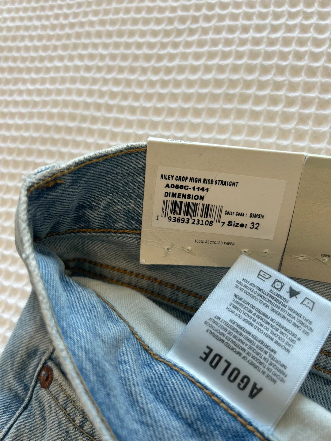 New agolde size 32 Riley High Rise Straight Crop Jeans Dimension image indicator(5)