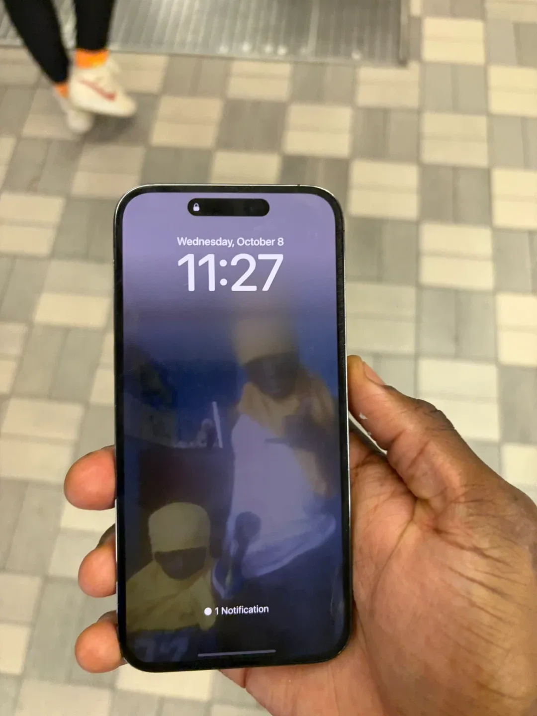 iPhone 14 Pro Purple thumbnail
