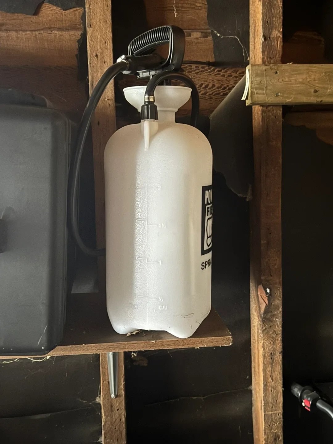 Power Fist 1 Gallon Sprayer thumbnail