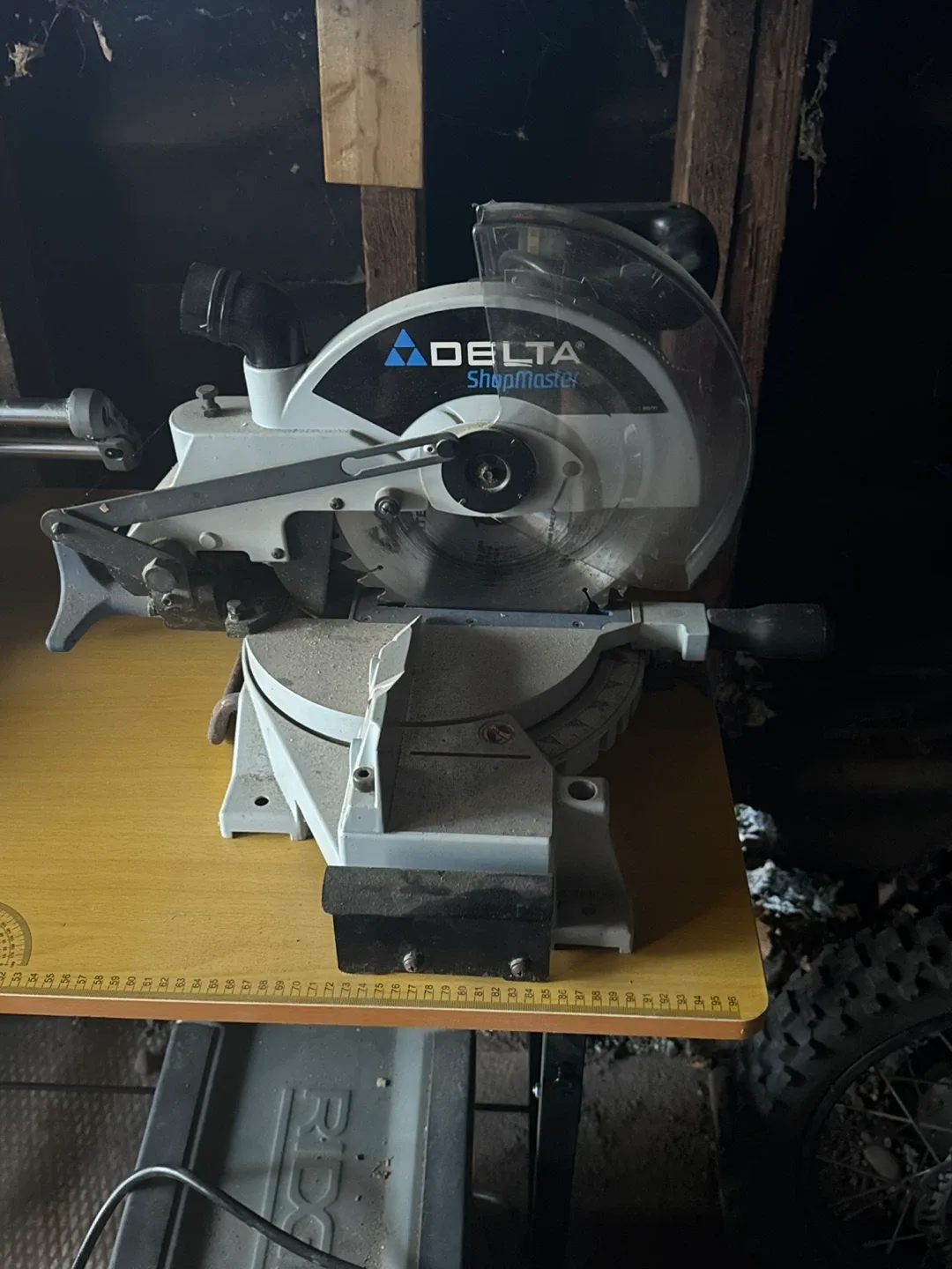 Delta Shopmaster Miter Saw thumbnail