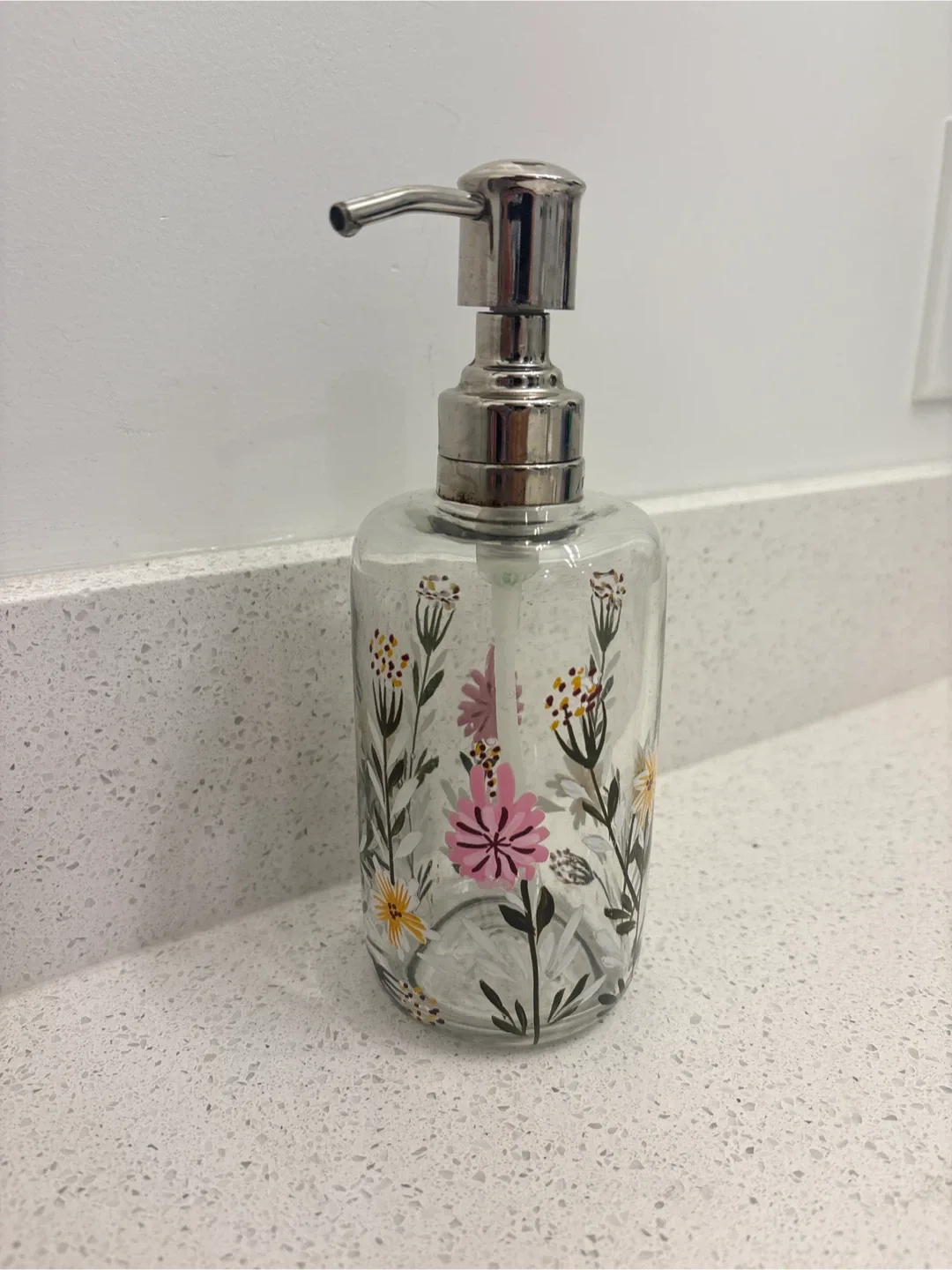 Floral Soap Dispenser image indicator(2)