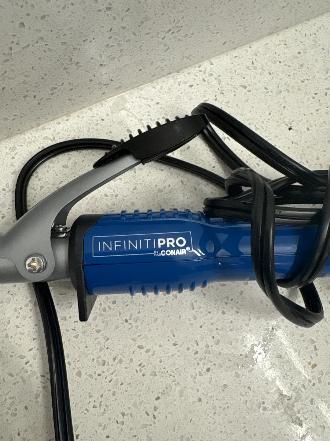 InfinitiPRO by Conair Curling Iron image indicator(2)