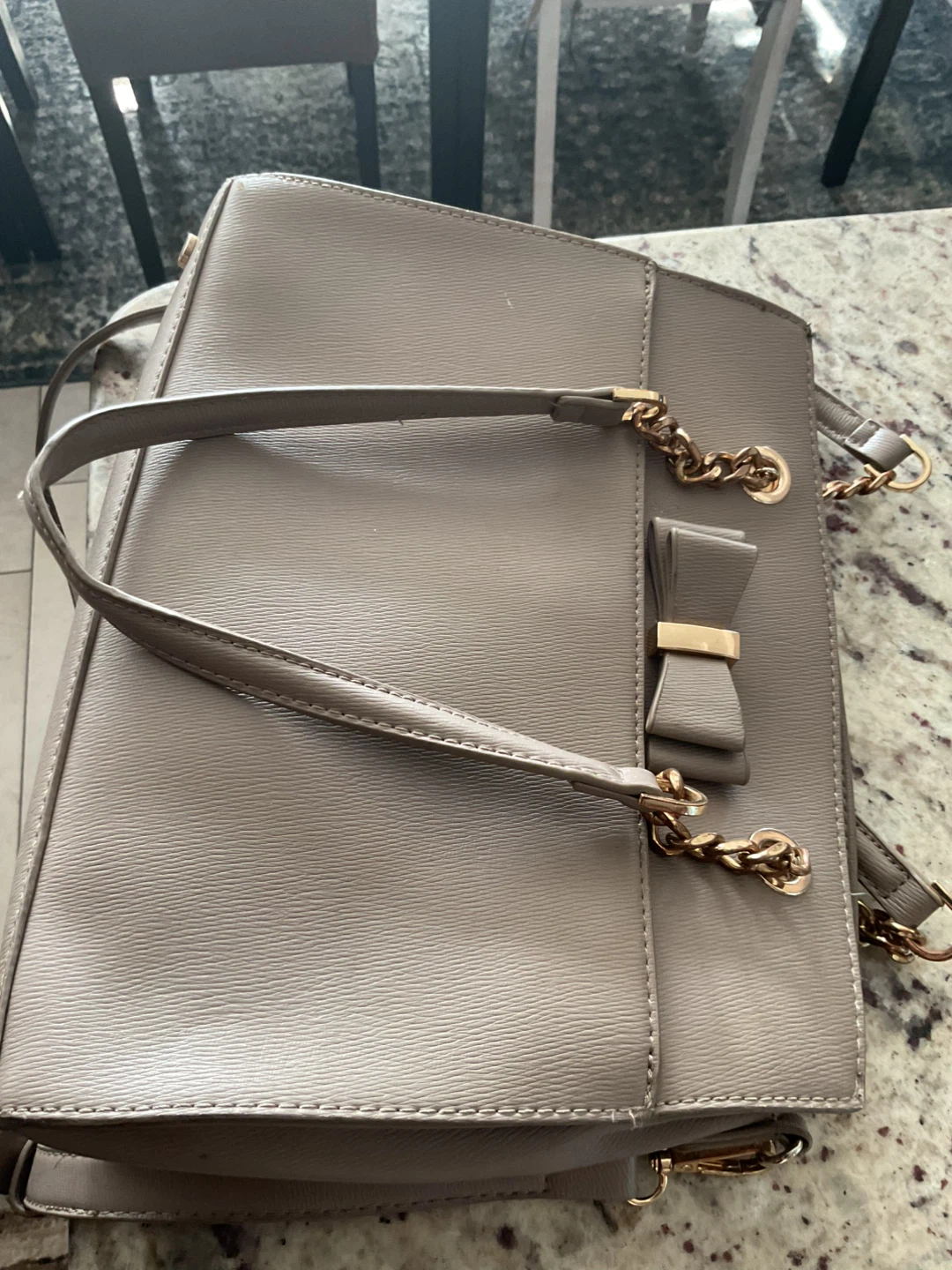 Beige Tote Bag with Gold Chain Detail - photo 2