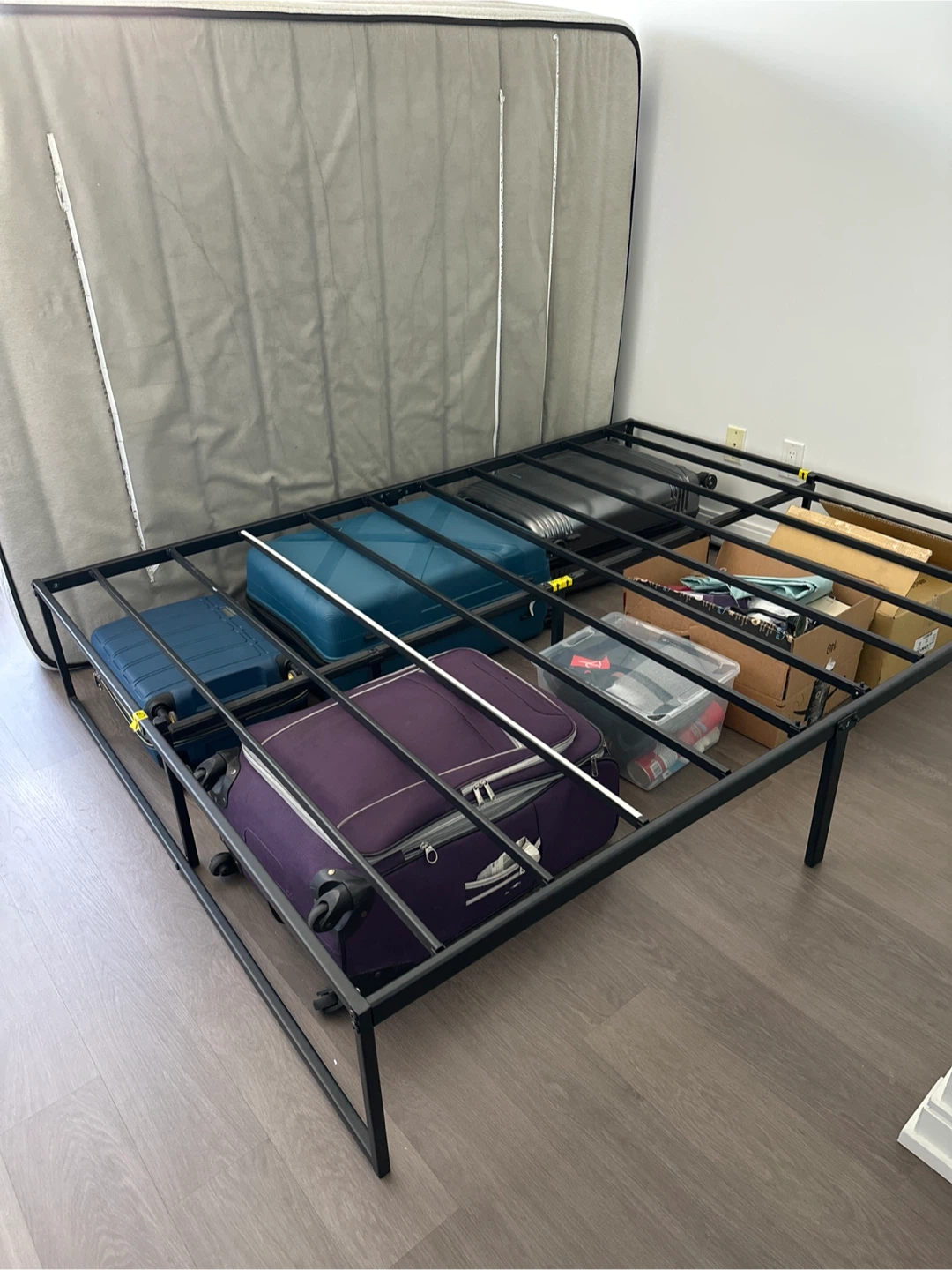 Queen Bed Frame & SEALY Mattress - photo 4