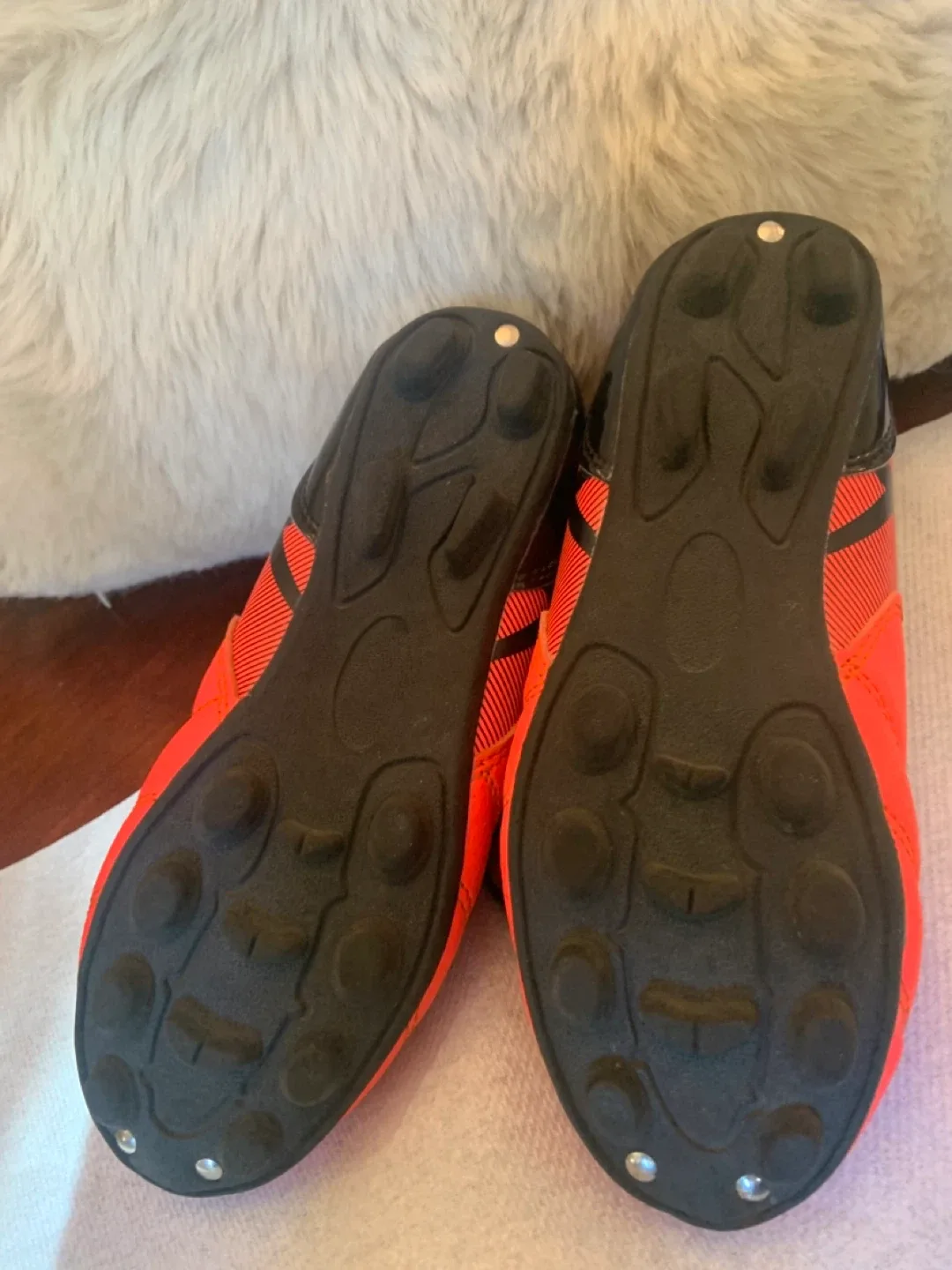 Boy’s Athletic Works Soccer Shoes - Size 13 image indicator(6)