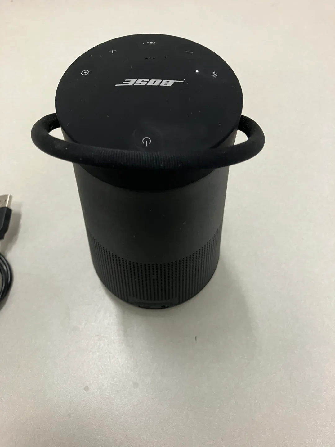 Bose portable bluetooth speaker soundlink revolve 1 boack. image indicator(3)