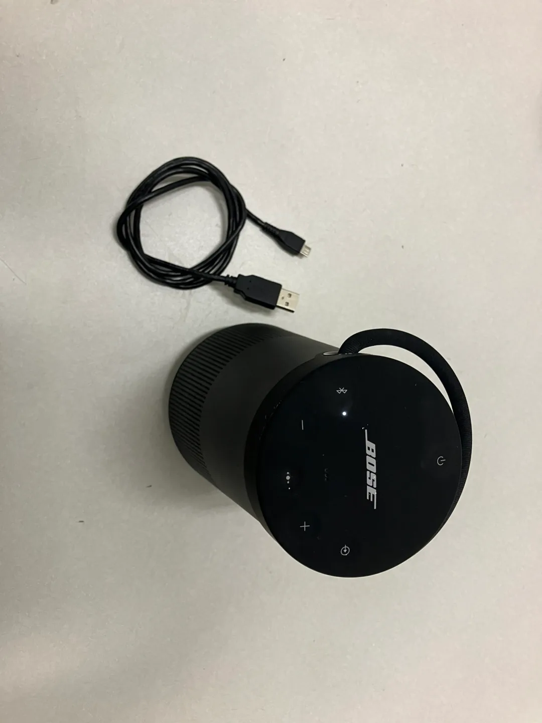 Bose portable bluetooth speaker soundlink revolve 1 boack. image indicator(5)