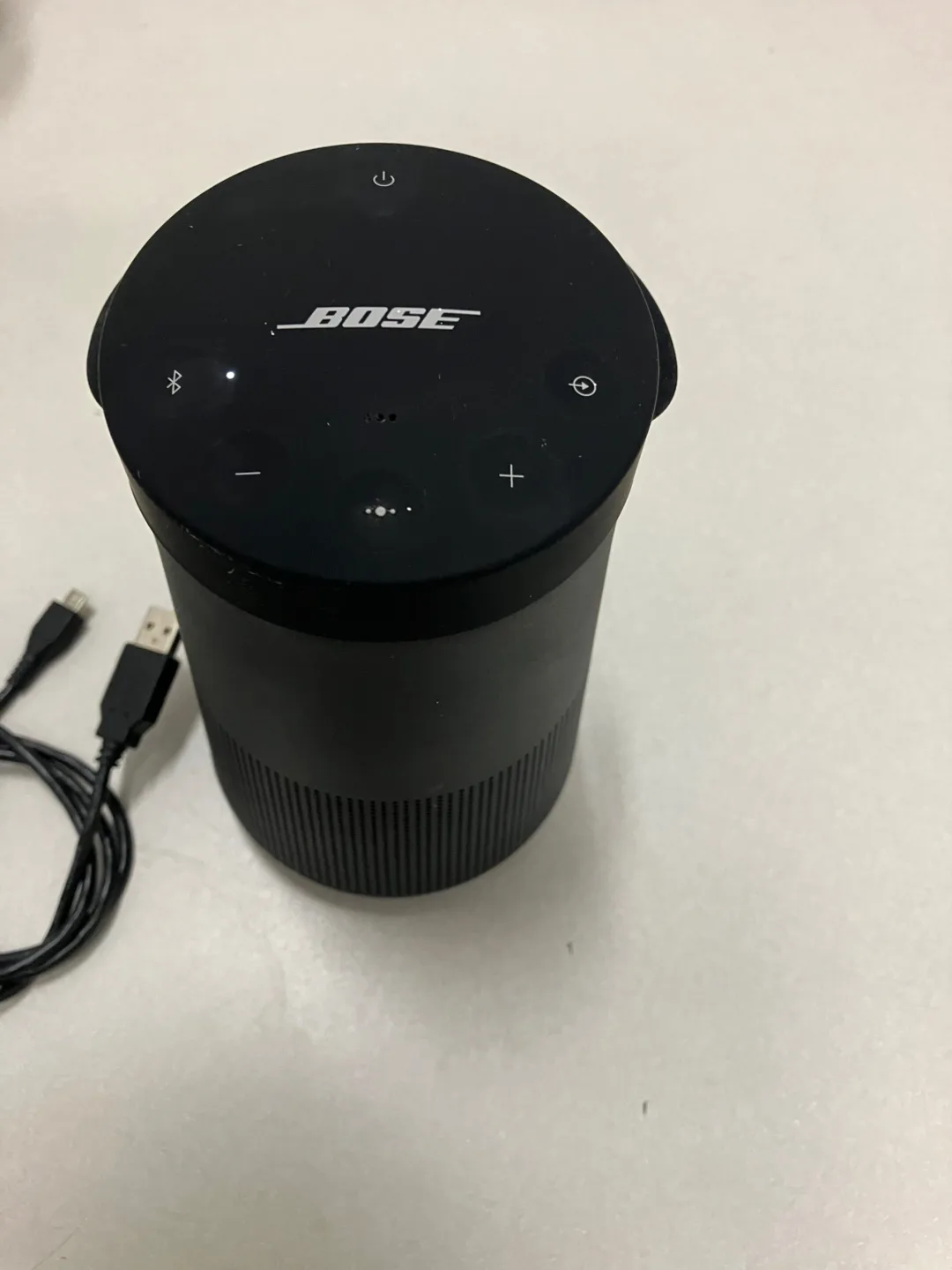 Bose portable bluetooth speaker soundlink revolve 1 boack. image indicator(4)