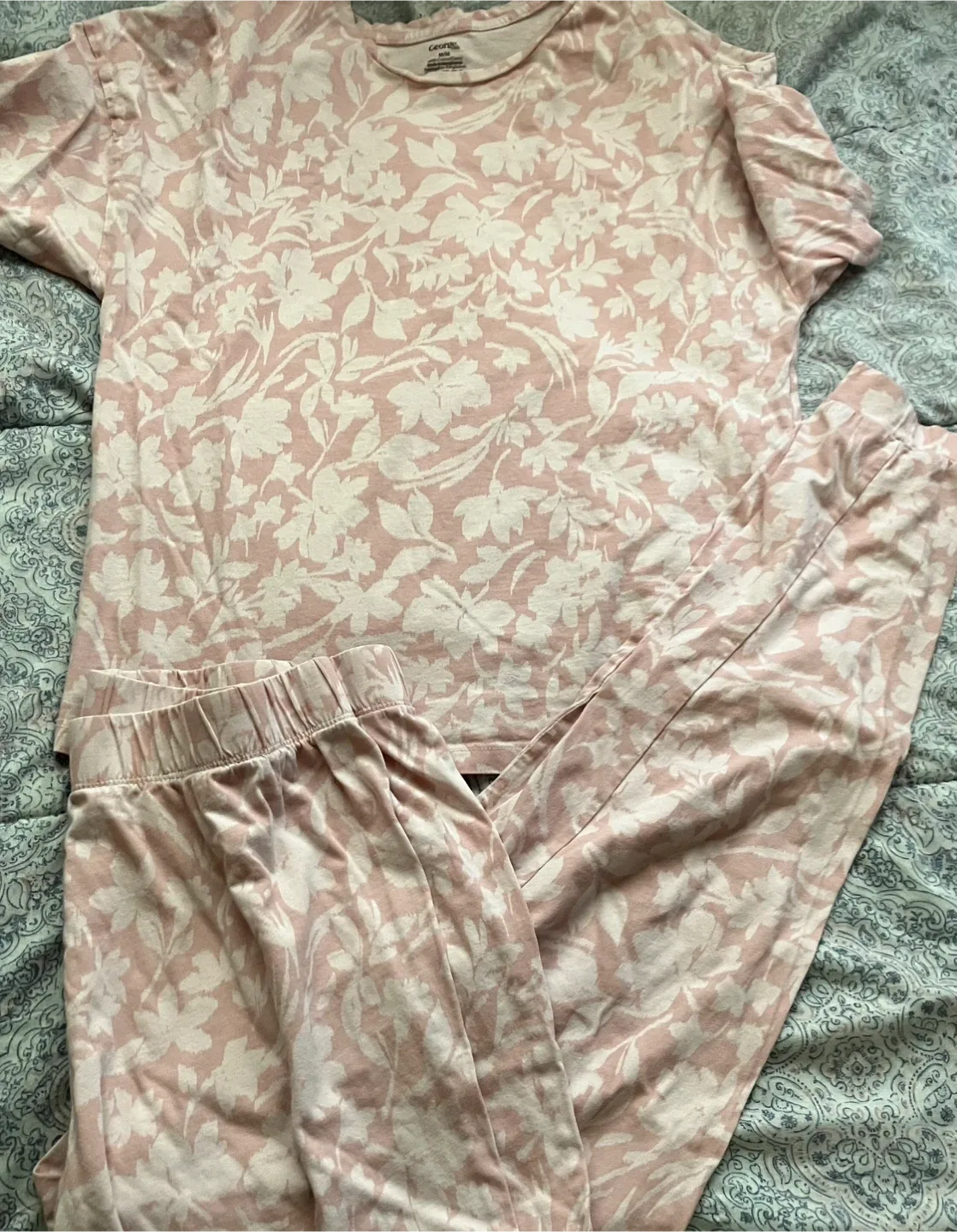(George) Pink Floral Pajama Set - Size Women Medium image indicator(2)