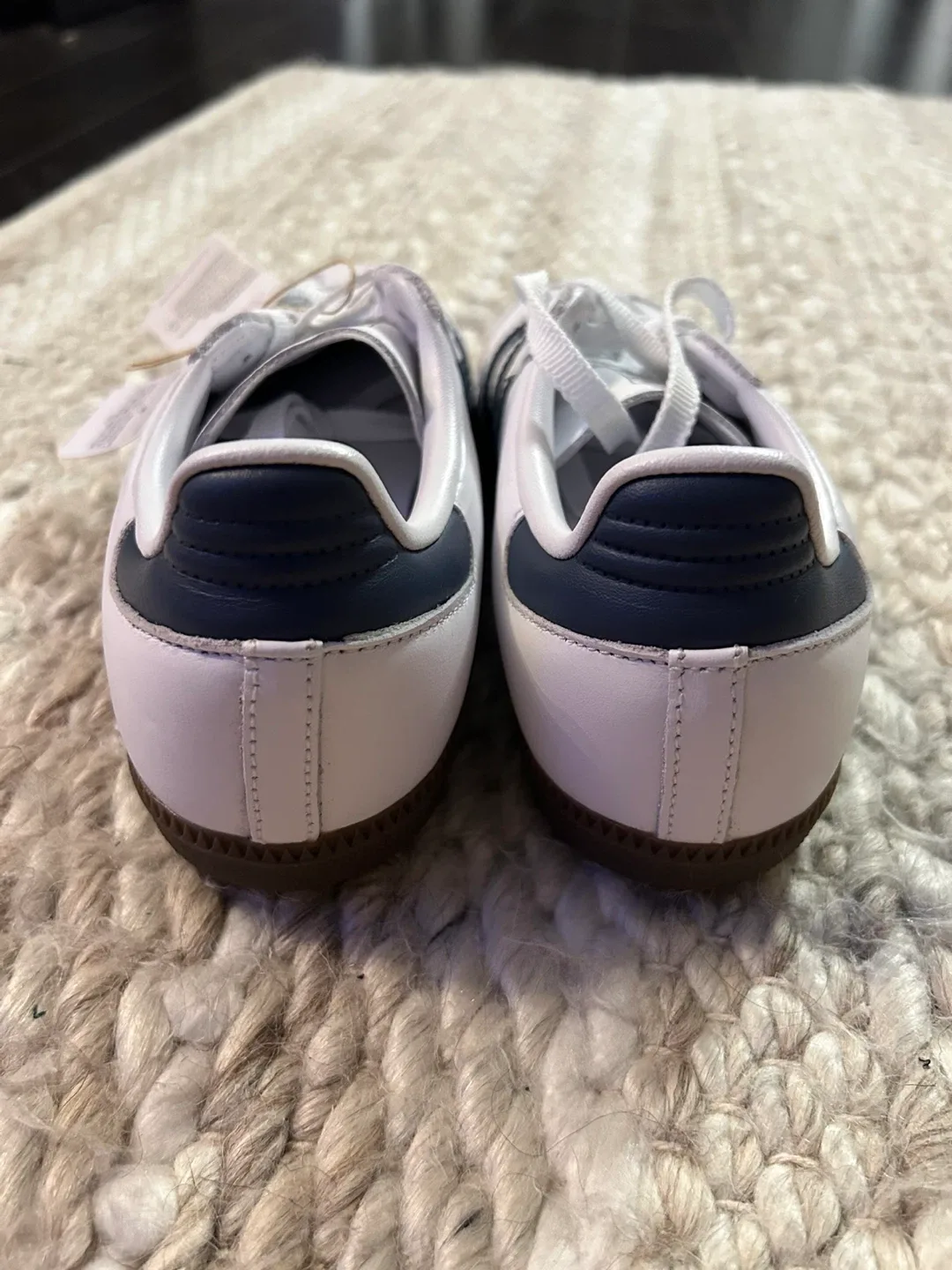 Adidas Samba White/Navy Shoes - Women's Size 6 image indicator(4)