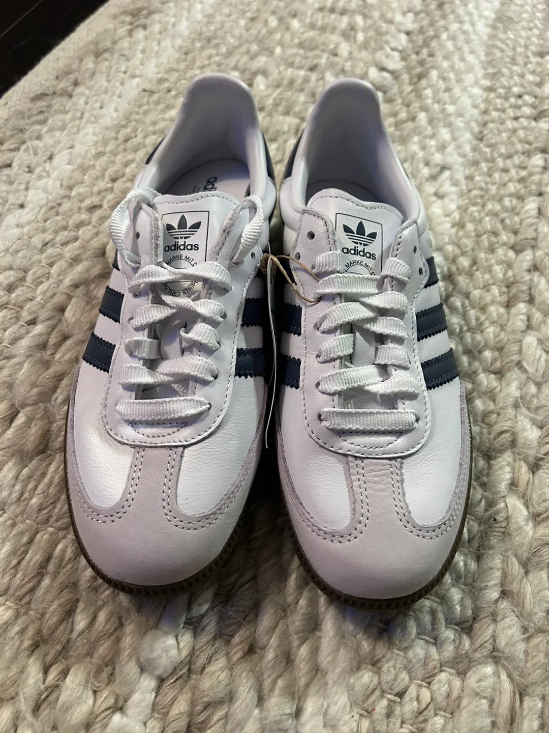 Adidas Samba White/Navy Shoes - Women's Size 6 image indicator(2)
