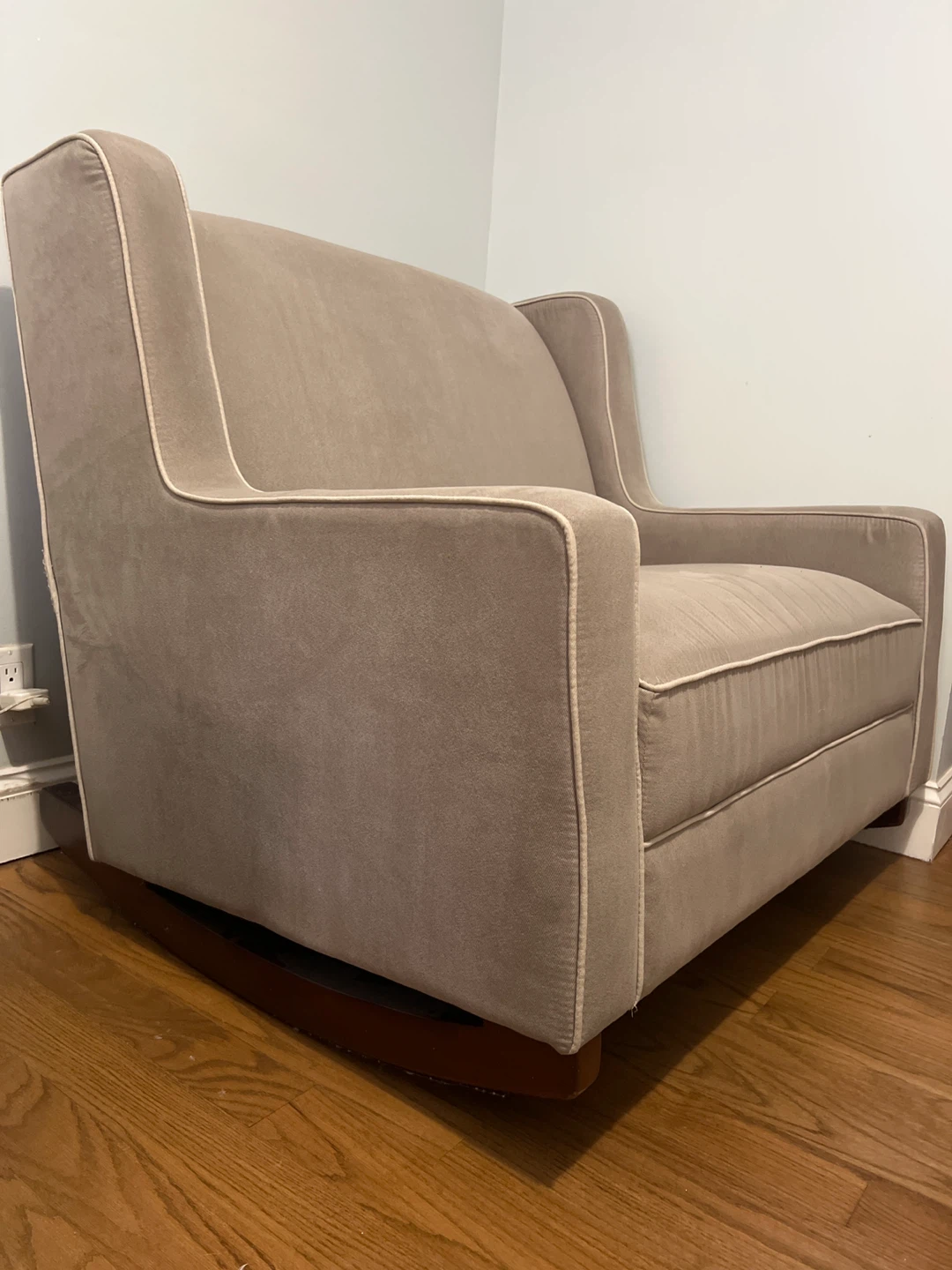 🧡Taupe Rocking Chair 1 and 1/2 seat - photo 2