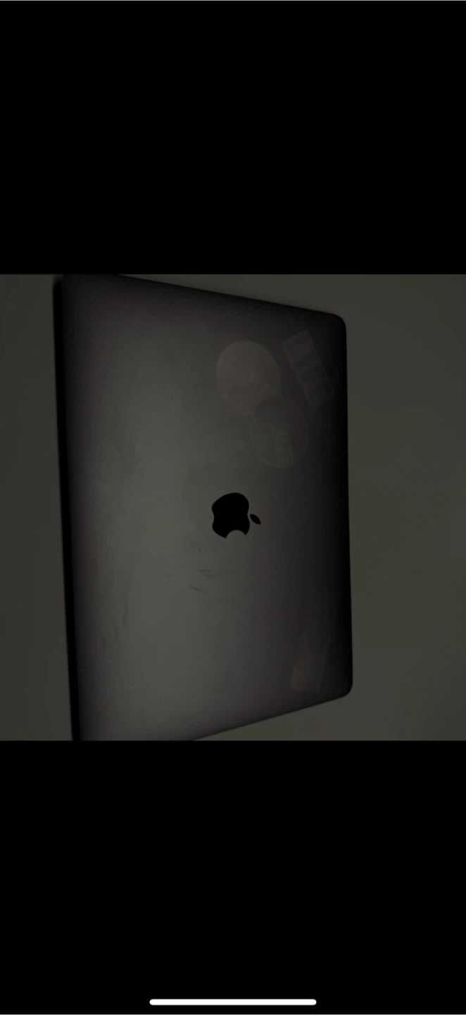 MacBook Pro 13-inch (2016) - photo 2