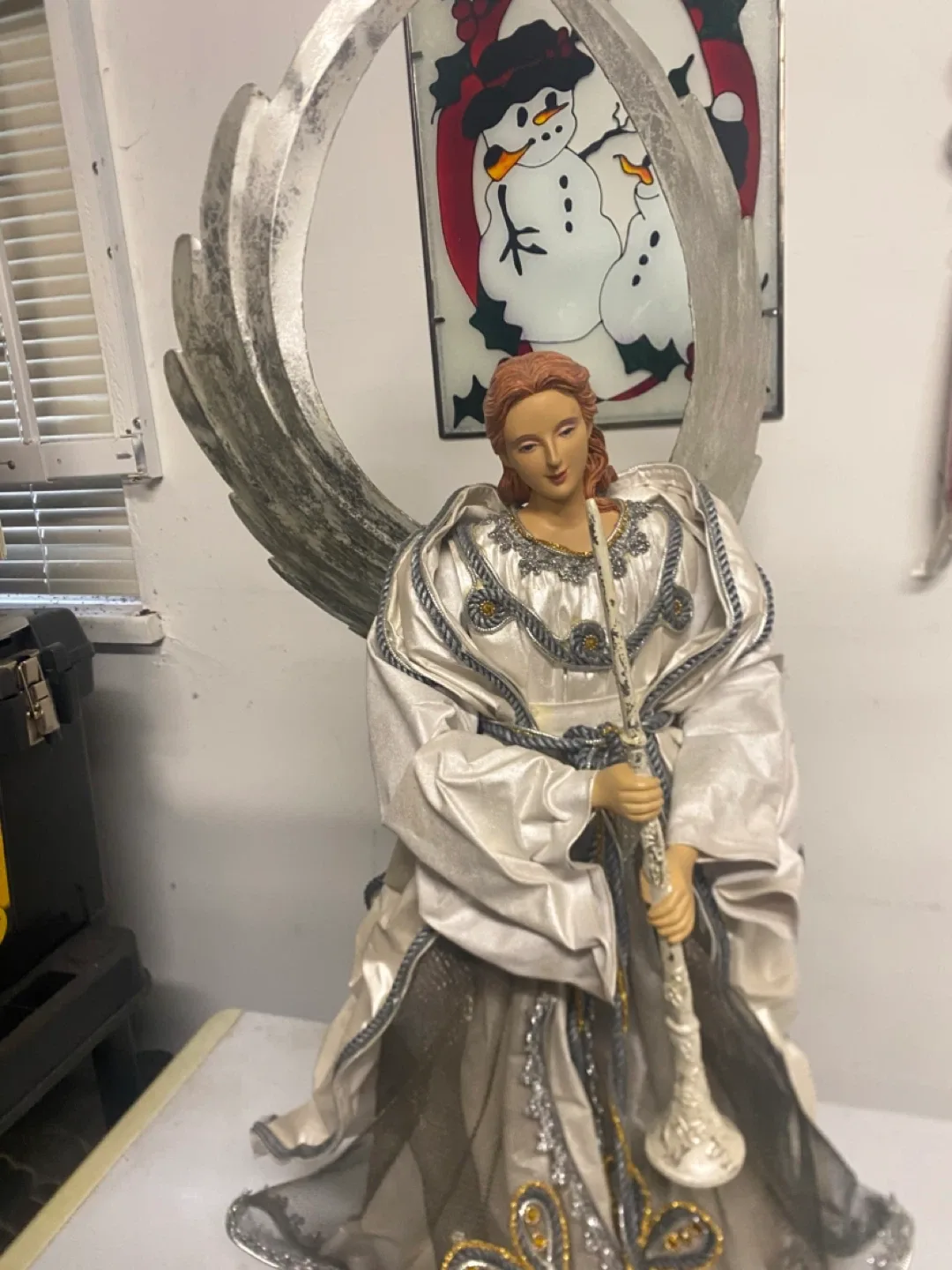 Christmas Decoration Beautiful Large Angel Figurine with Trumpet image indicator(4)