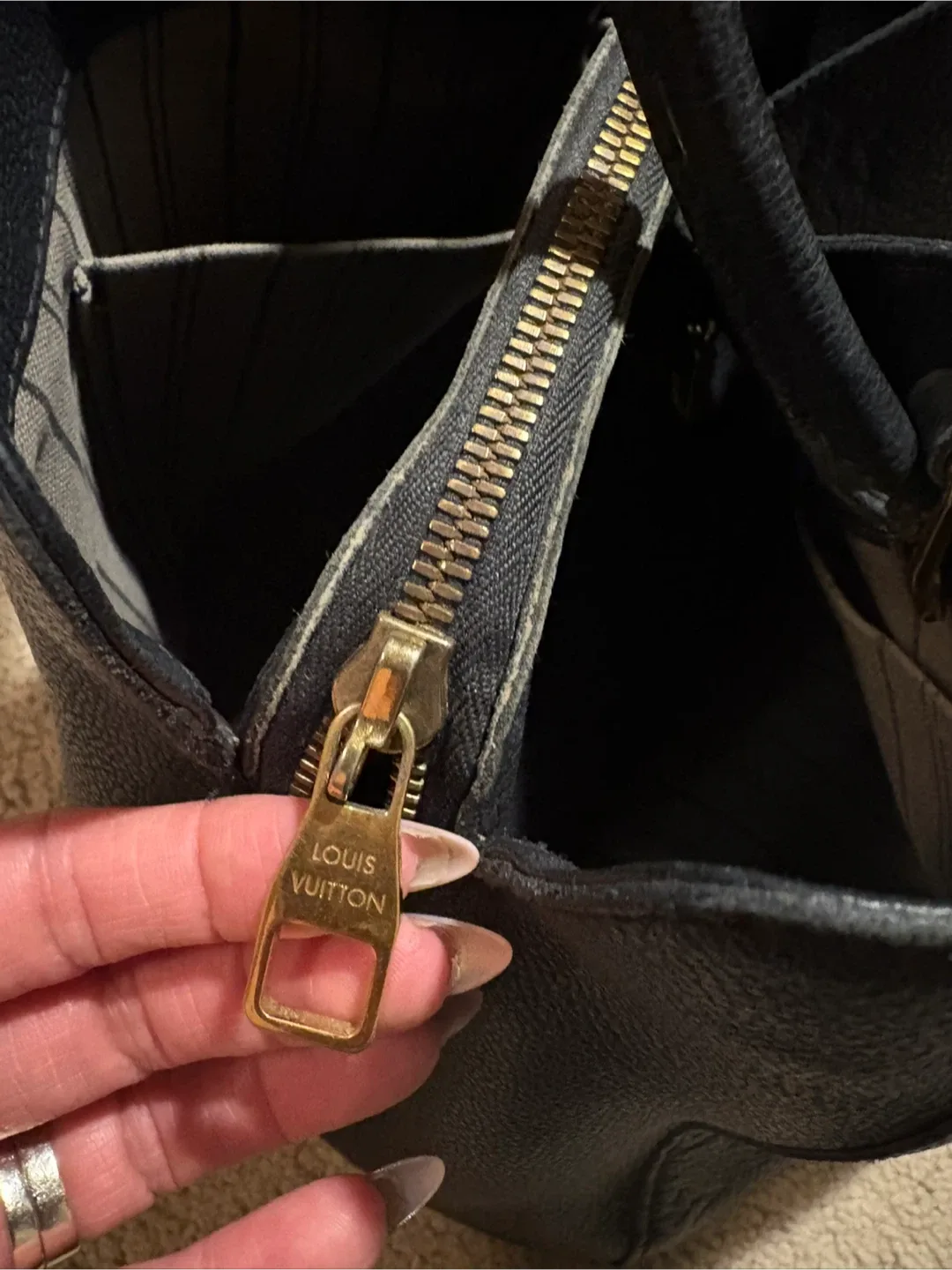 Louis Vuitton Black Monogram Empreinte leather Montaigne GM image indicator(7)