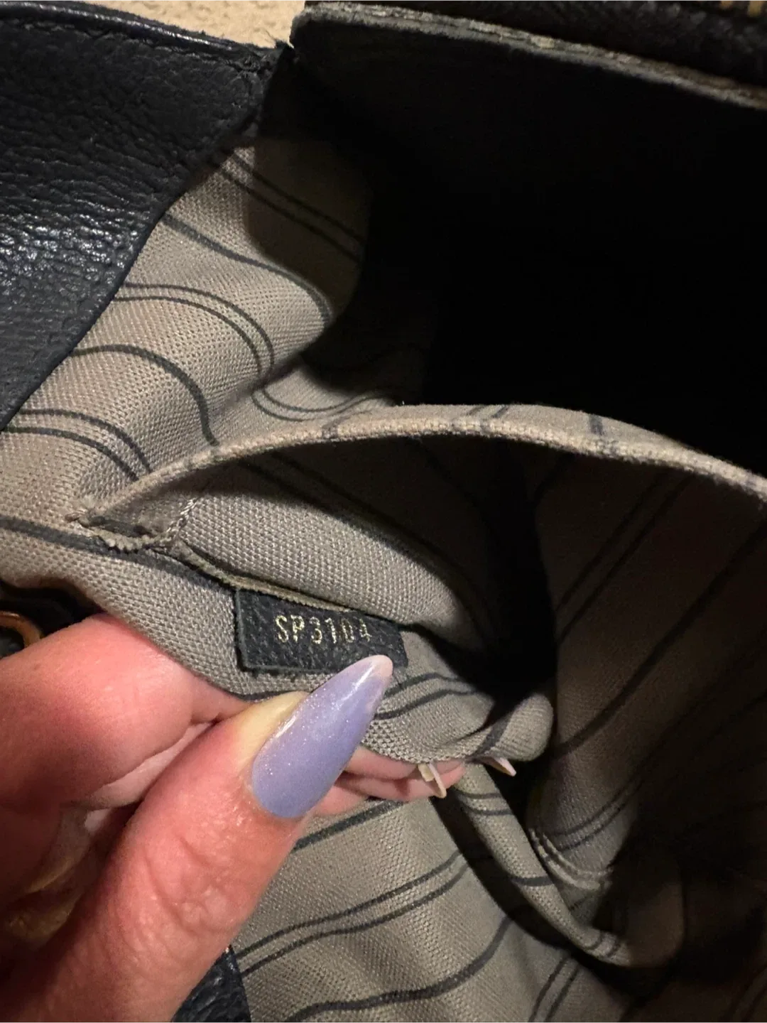 Louis Vuitton Black Monogram Empreinte leather Montaigne GM image indicator(8)