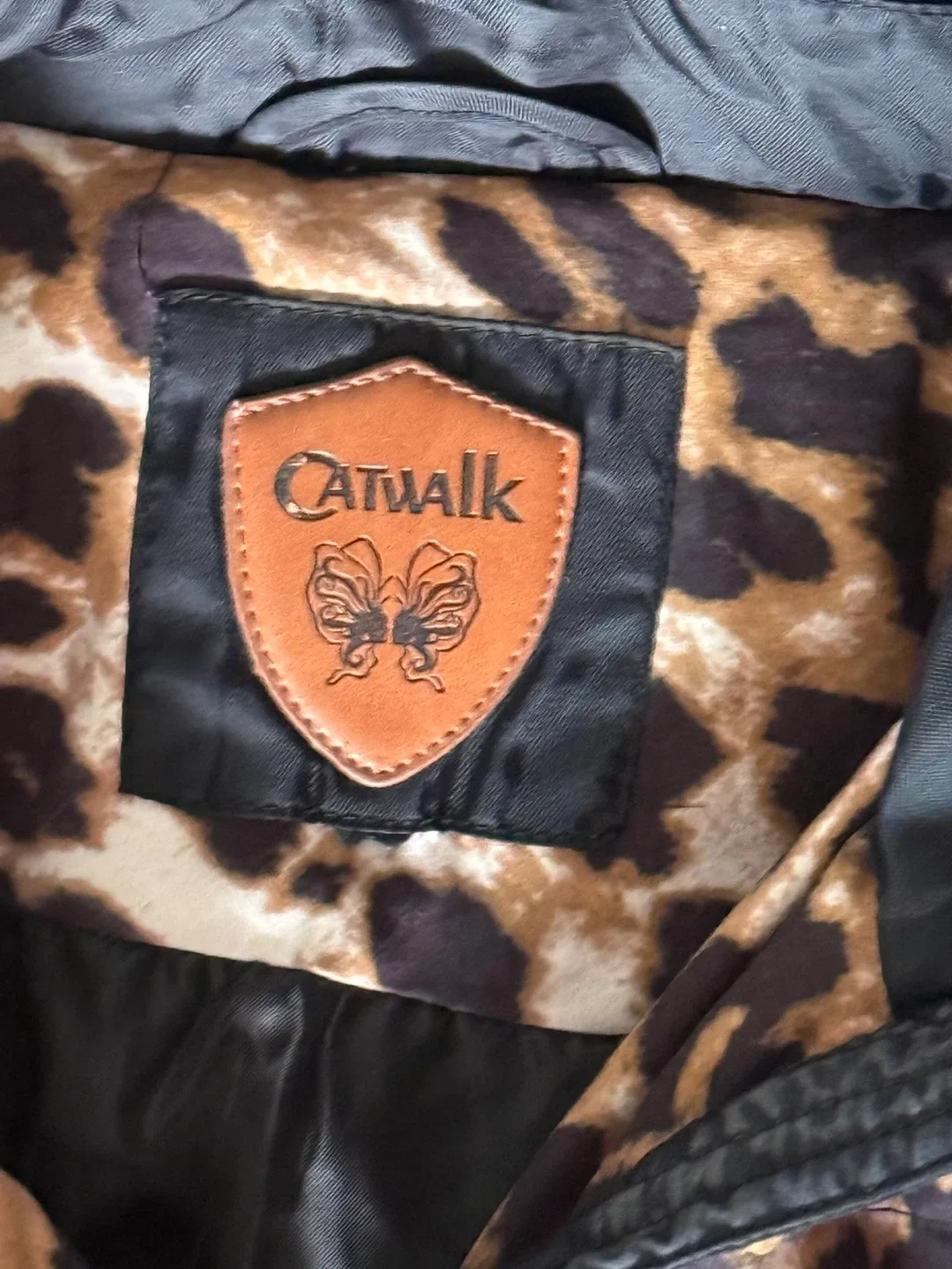 Catwalk HQ Leopard Print Puffer Coat image indicator(2)