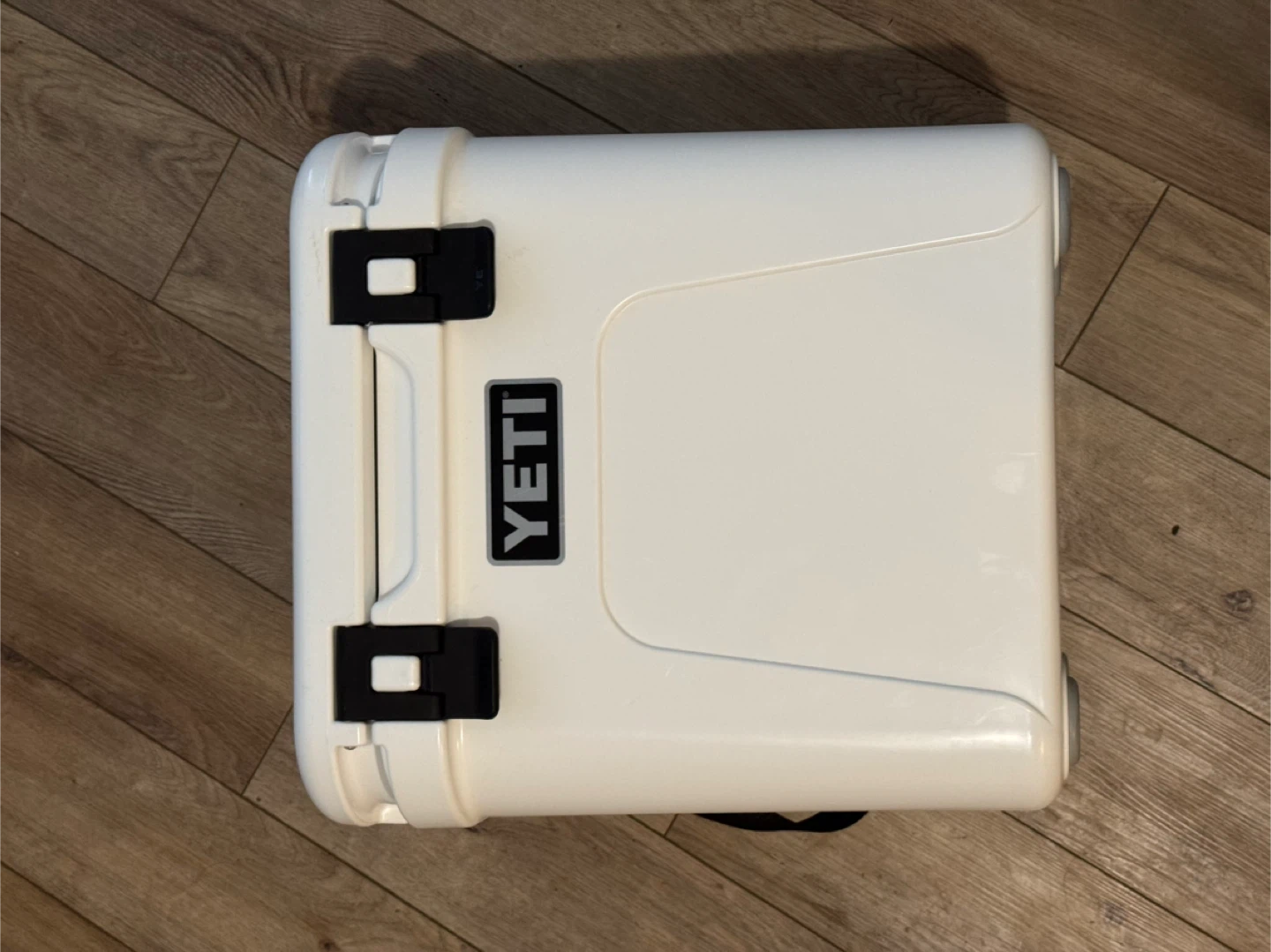 YETI Roadie Hard Cooler – $250 (Used, Excellent Condition) - photo 4