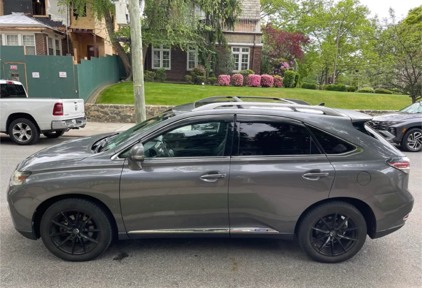 Lexus RX 450h SUV image indicator(7)