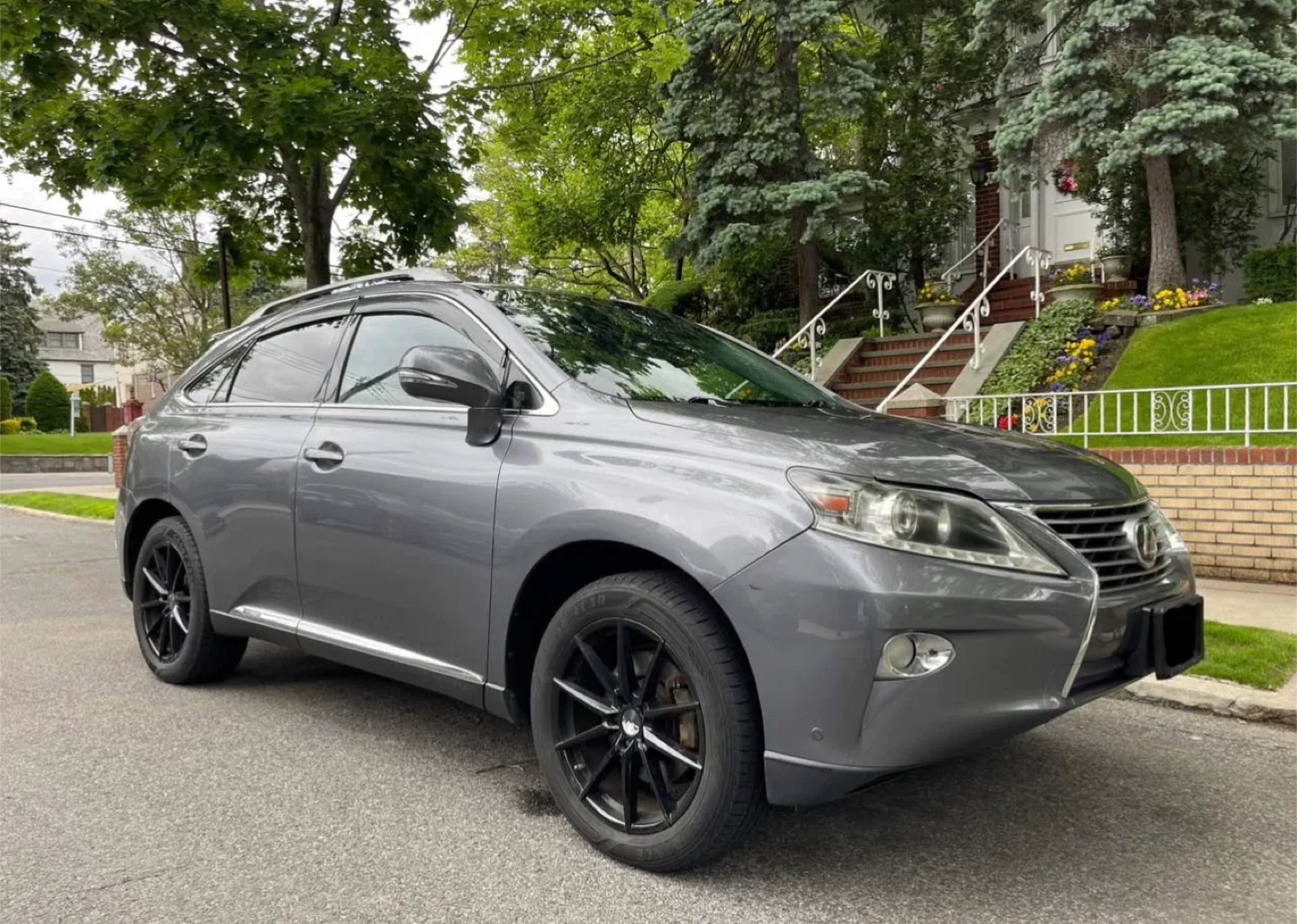 Lexus RX 450h SUV image indicator(3)