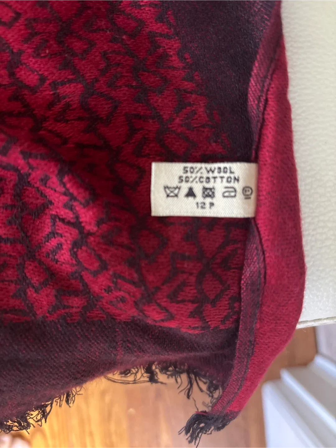 DKNY red Scarf - 50% Wool & 50% Cotton image indicator(3)