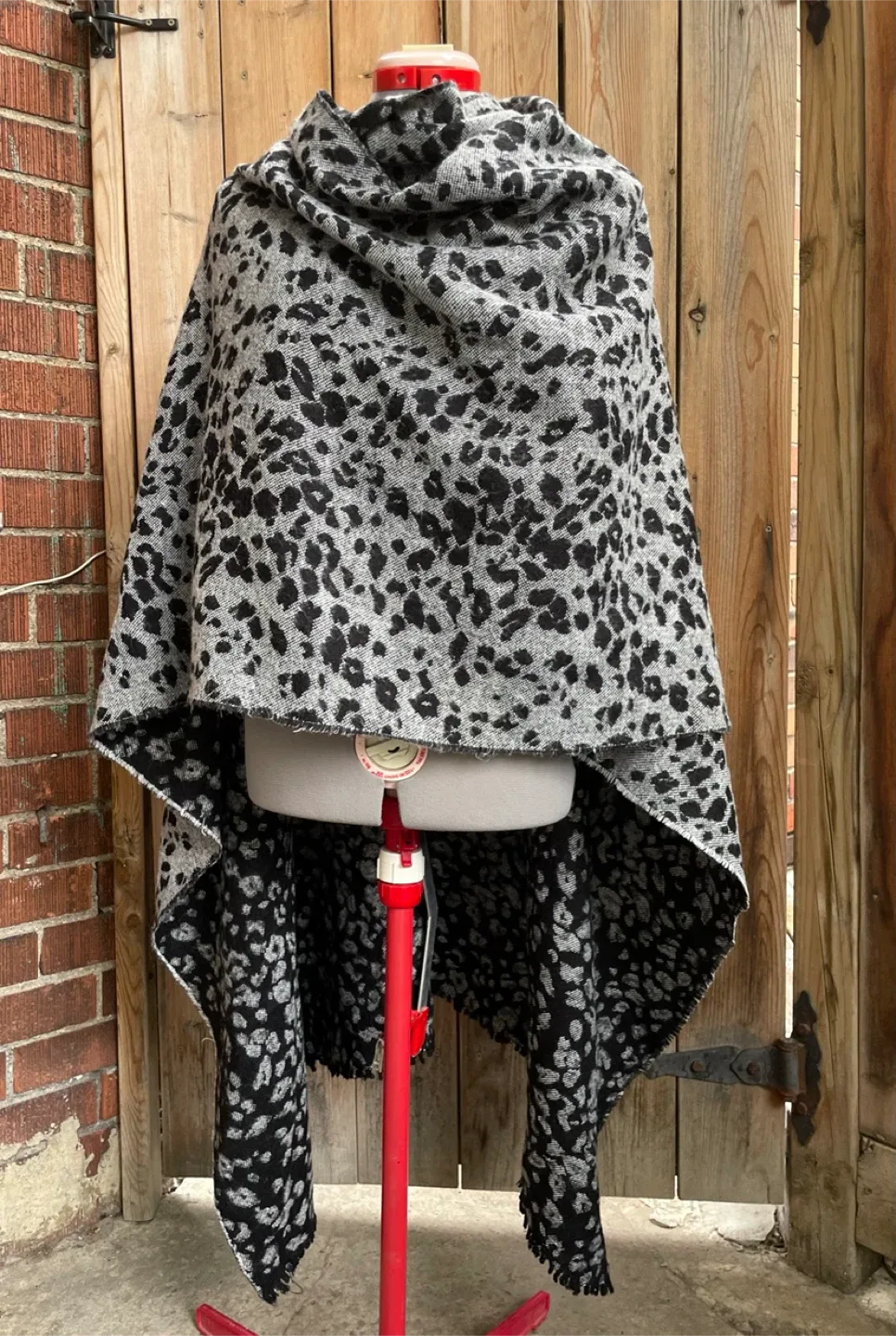Leopard Print reversible wrap/shawl thumbnail