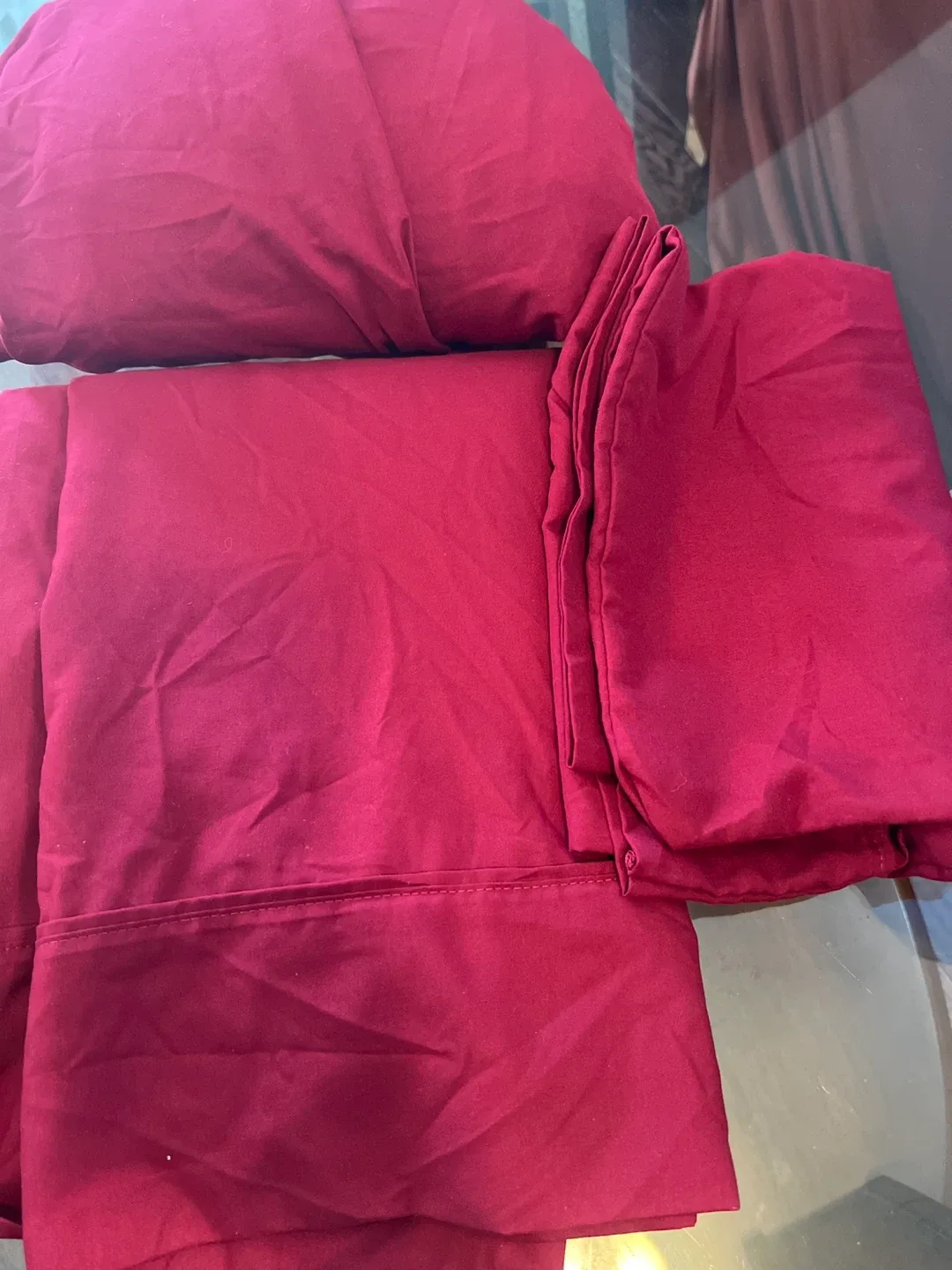 Burgundy Bed Sheet Set twin size 3 pices thumbnail