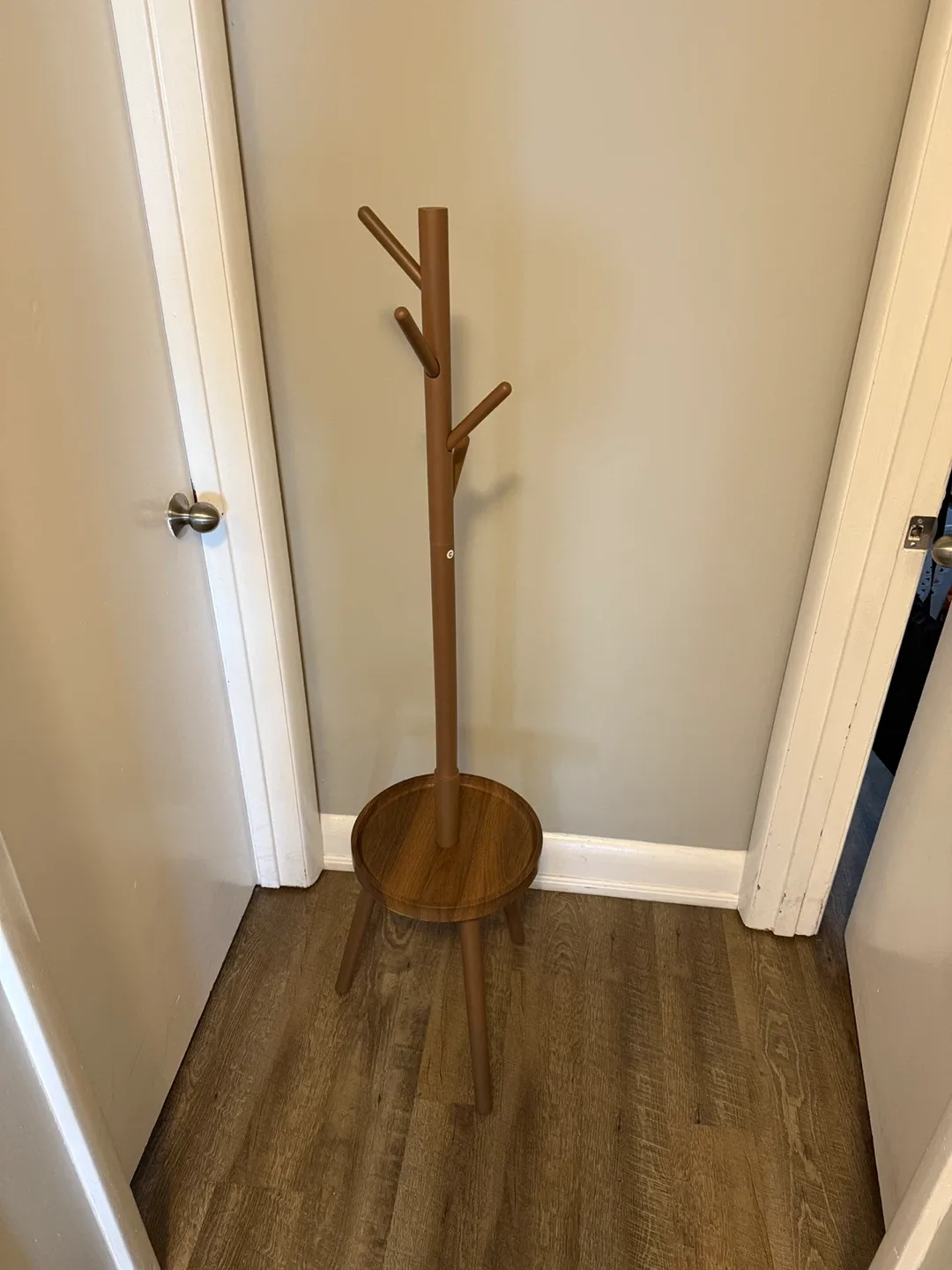 Wooden Coat Rack with Shelf image indicator(2)