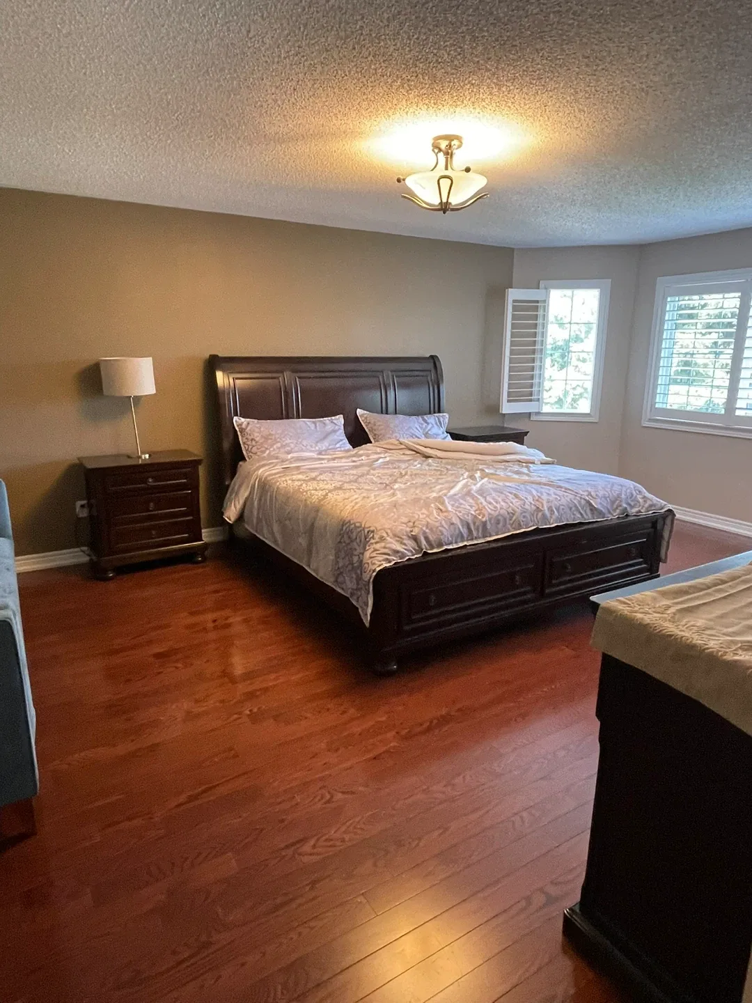 Dark Wood king Size Bed with Storage image indicator(5)