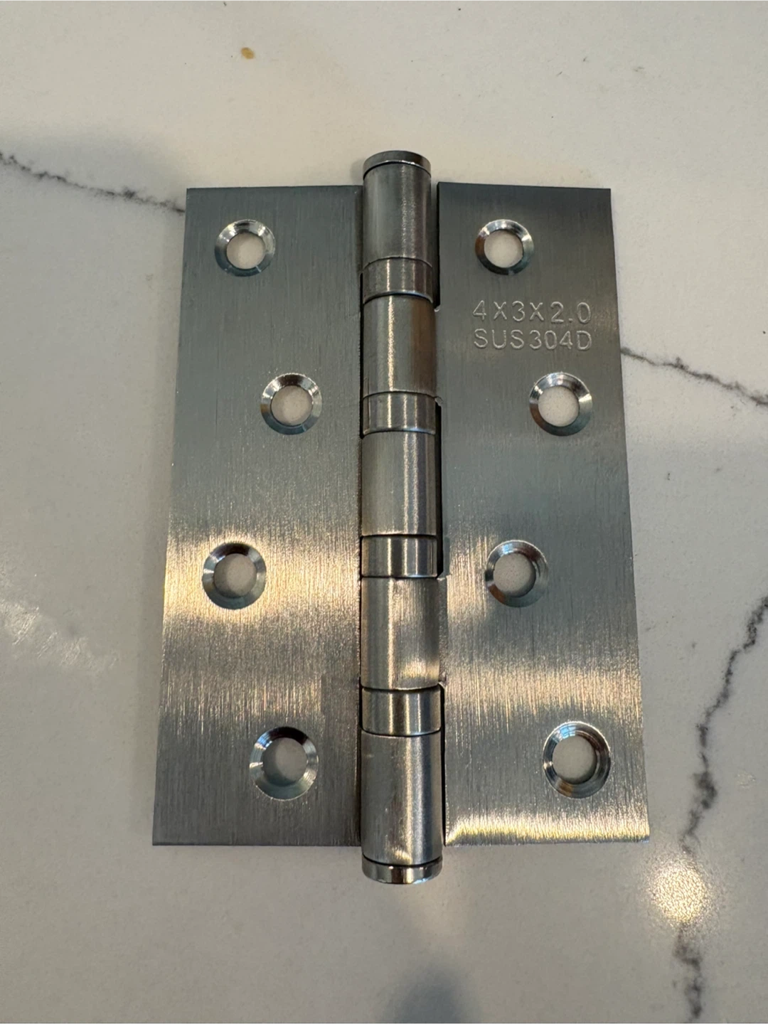 Silver hinges x 6