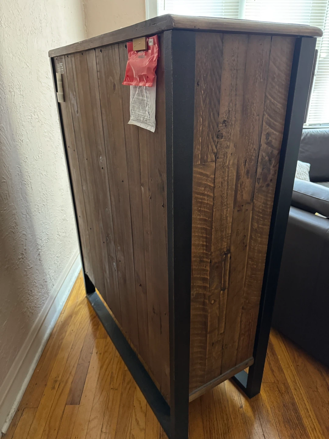 Ashley Furniture Sommerford Chest of Drawers - photo 2