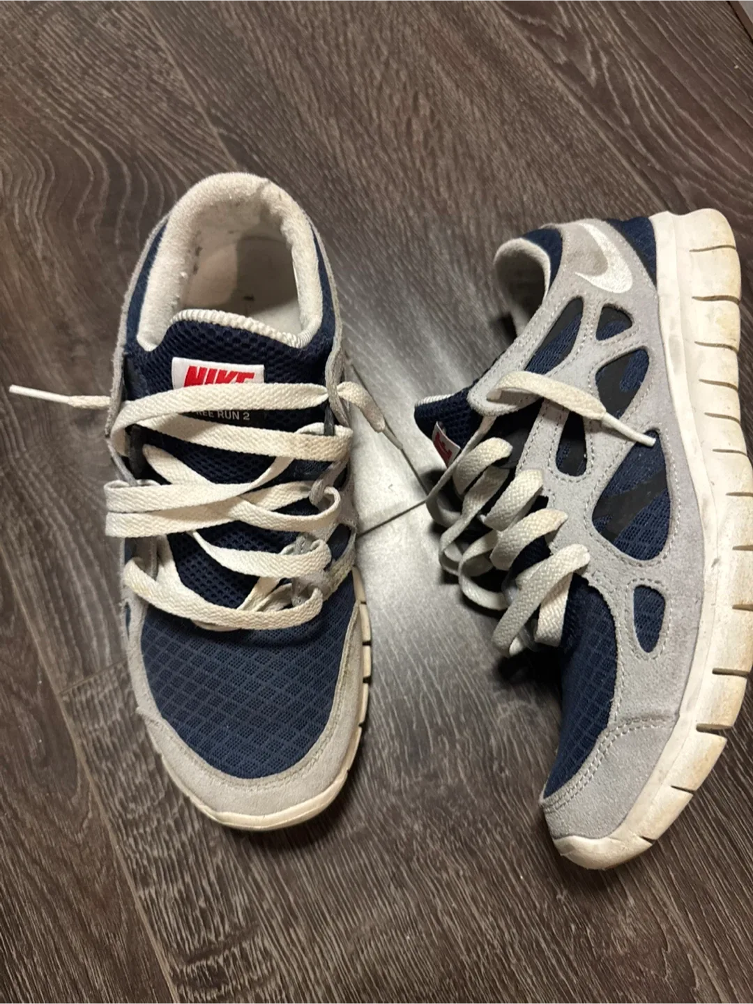 Nike Free Runs - Size 8.5 US thumbnail