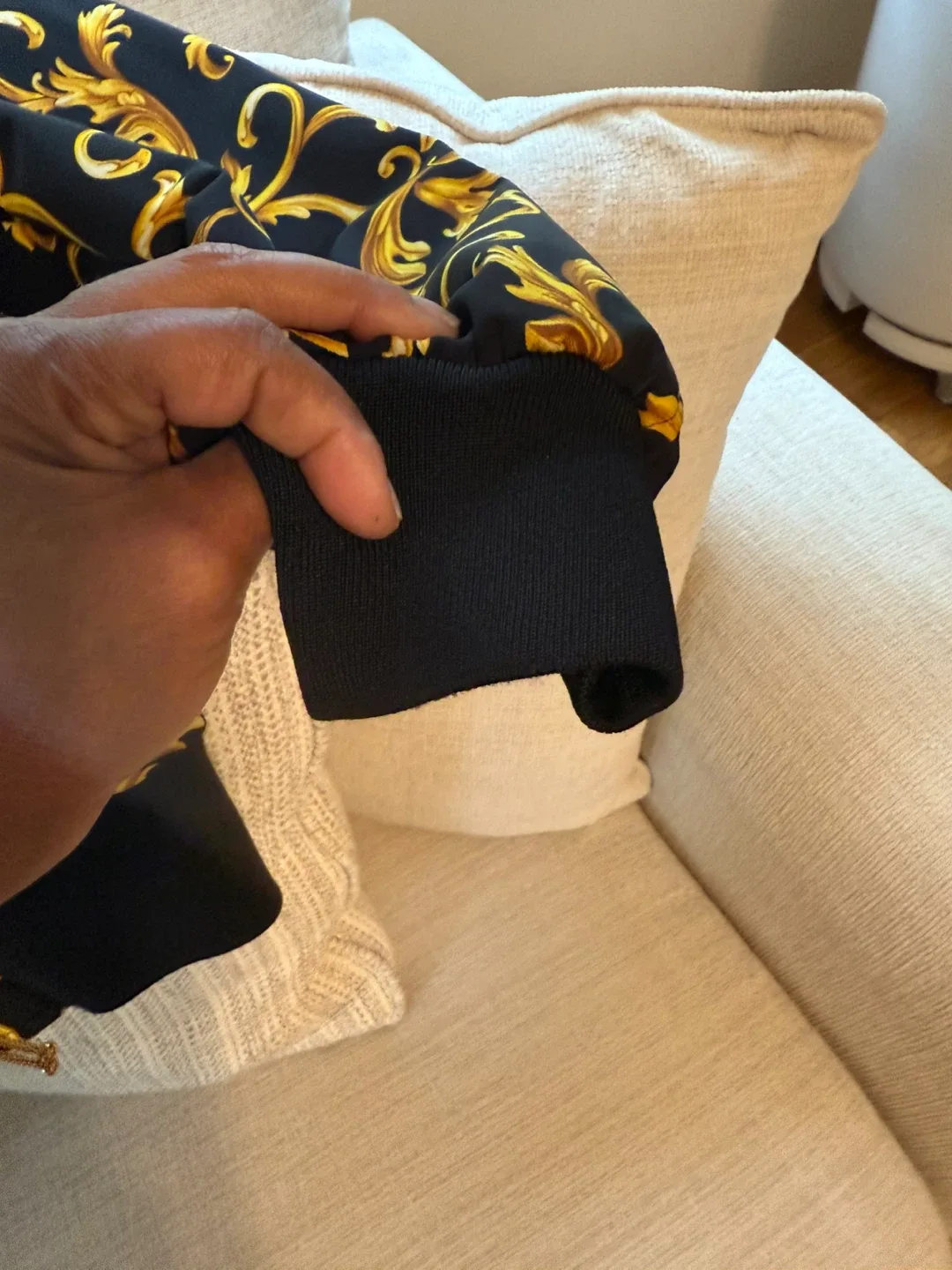 Versace Black Bomber Jacket - Size 46 image indicator(6)