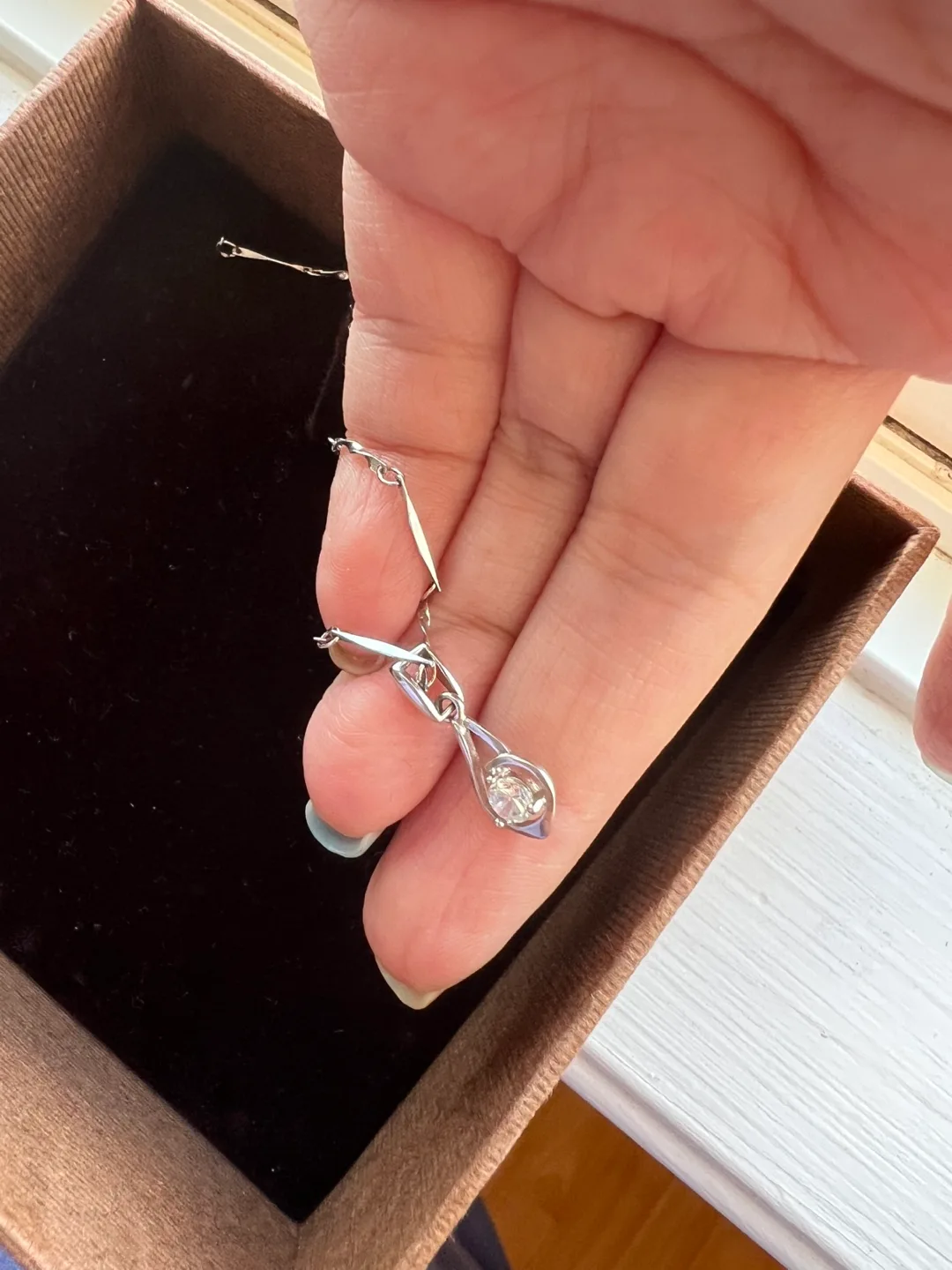 Silver Necklace with Pendant image indicator(6)