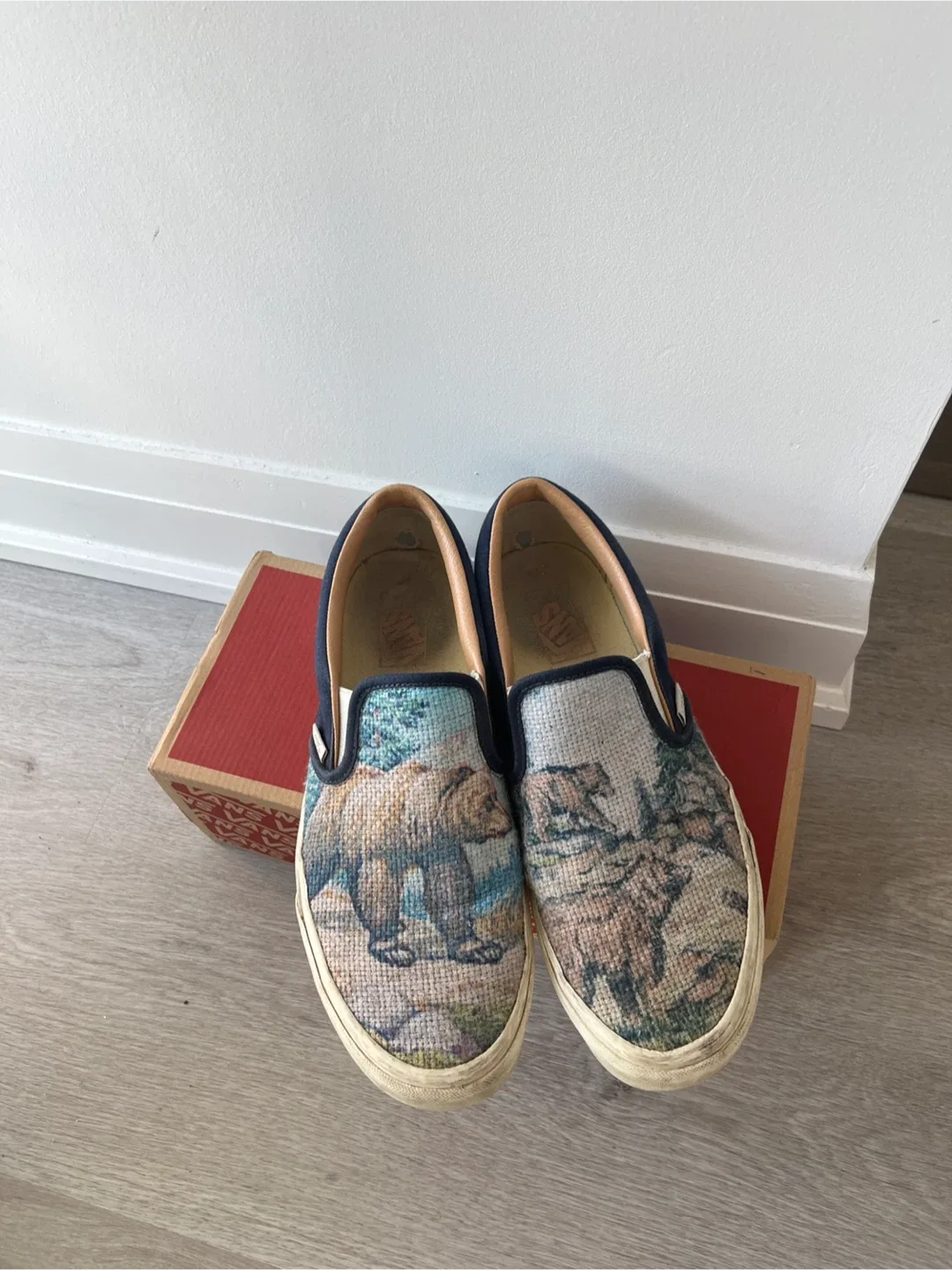 Vans Slip-On Shoes with Cross-Stitched Bear Design image indicator(2)