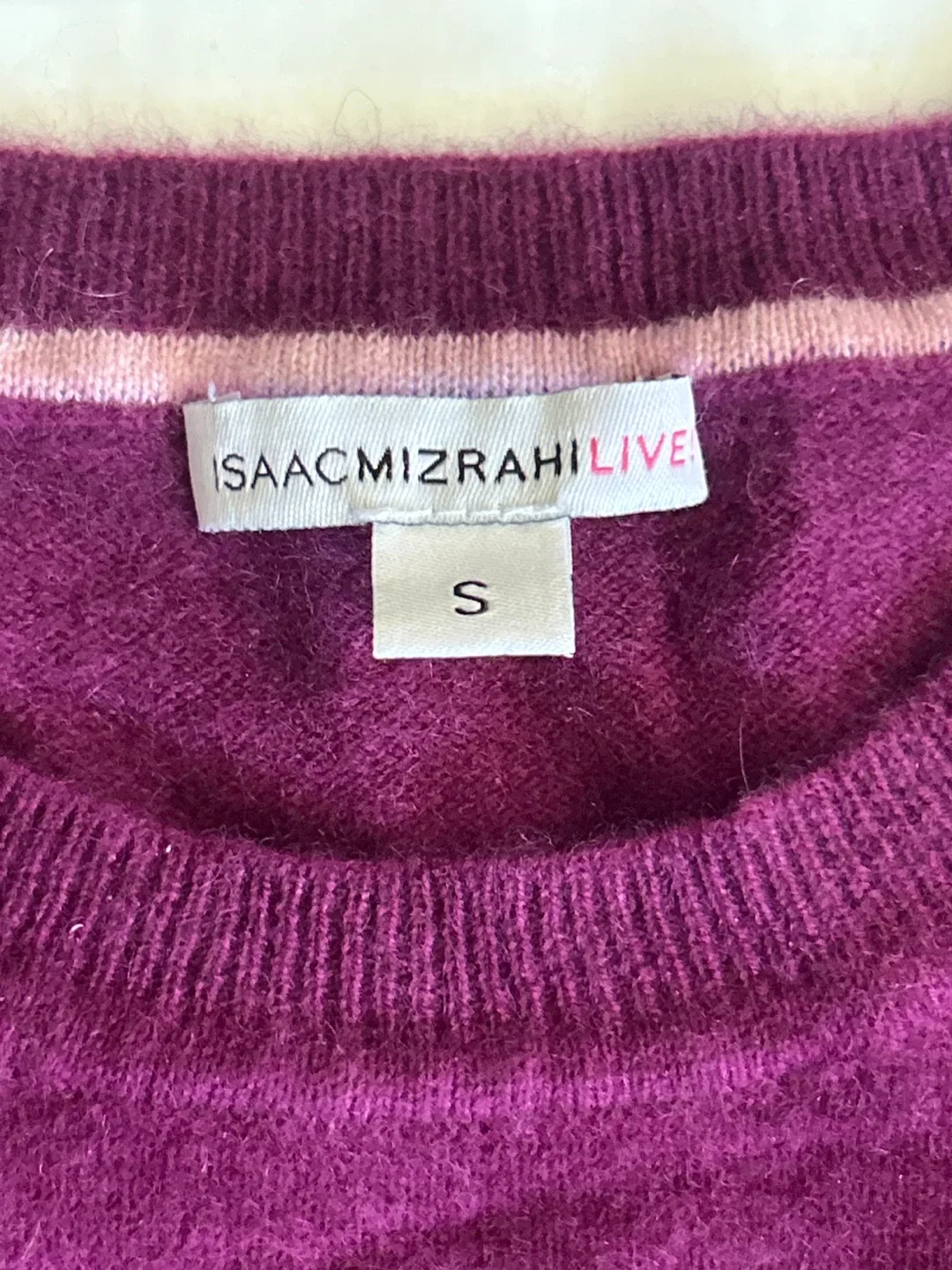 Isaac Mizrahi LIVE 100% Cashmere Sweater - Size S image indicator(2)
