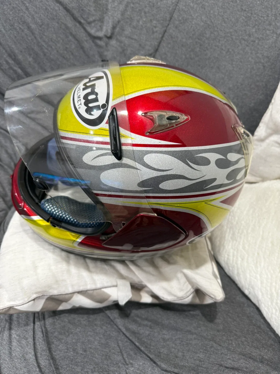 Motorcycle helmet image indicator(2)