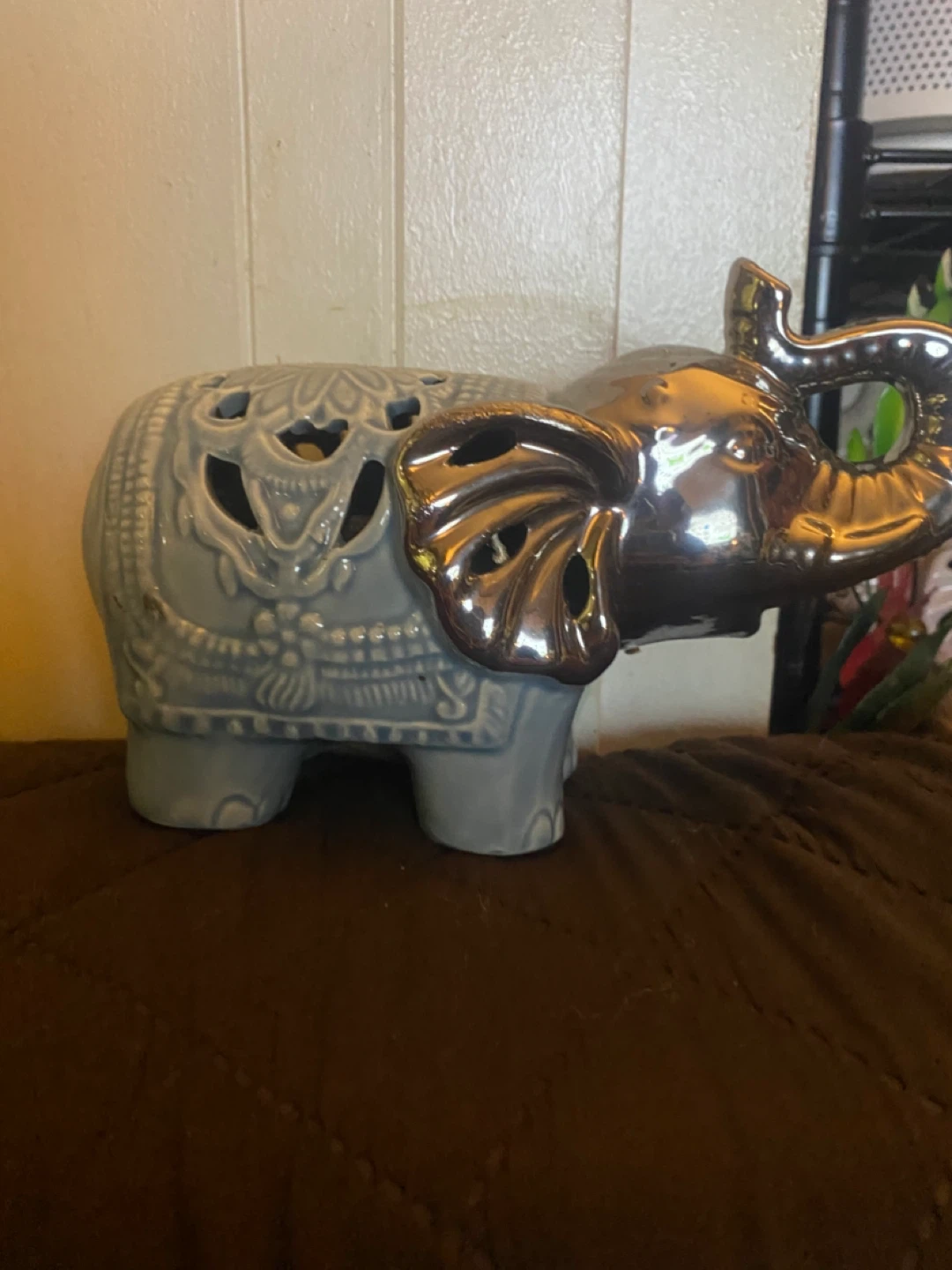 DC Fragrance Elephant Candle Holder