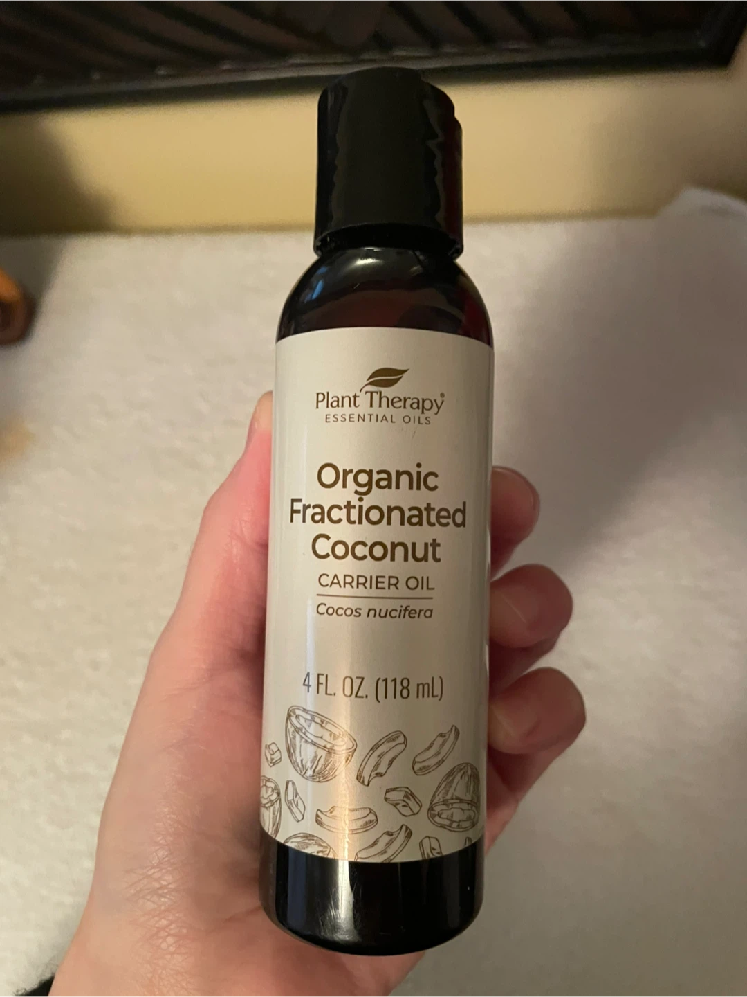 Plant Therapy Organic Fractionated Coconut Carrier Oil