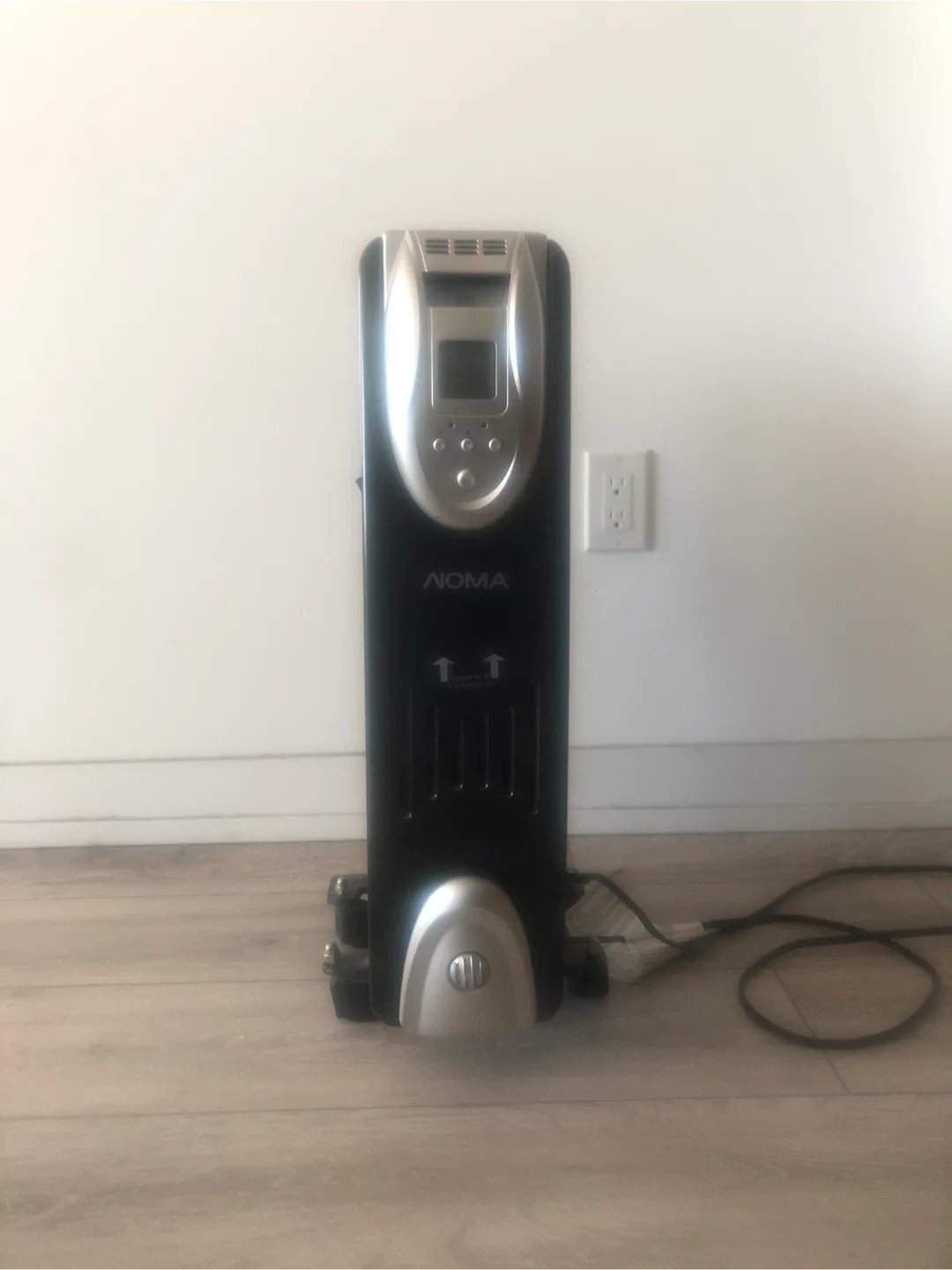 NOMA Digital Oil-filled Heater - Medium Space thumbnail